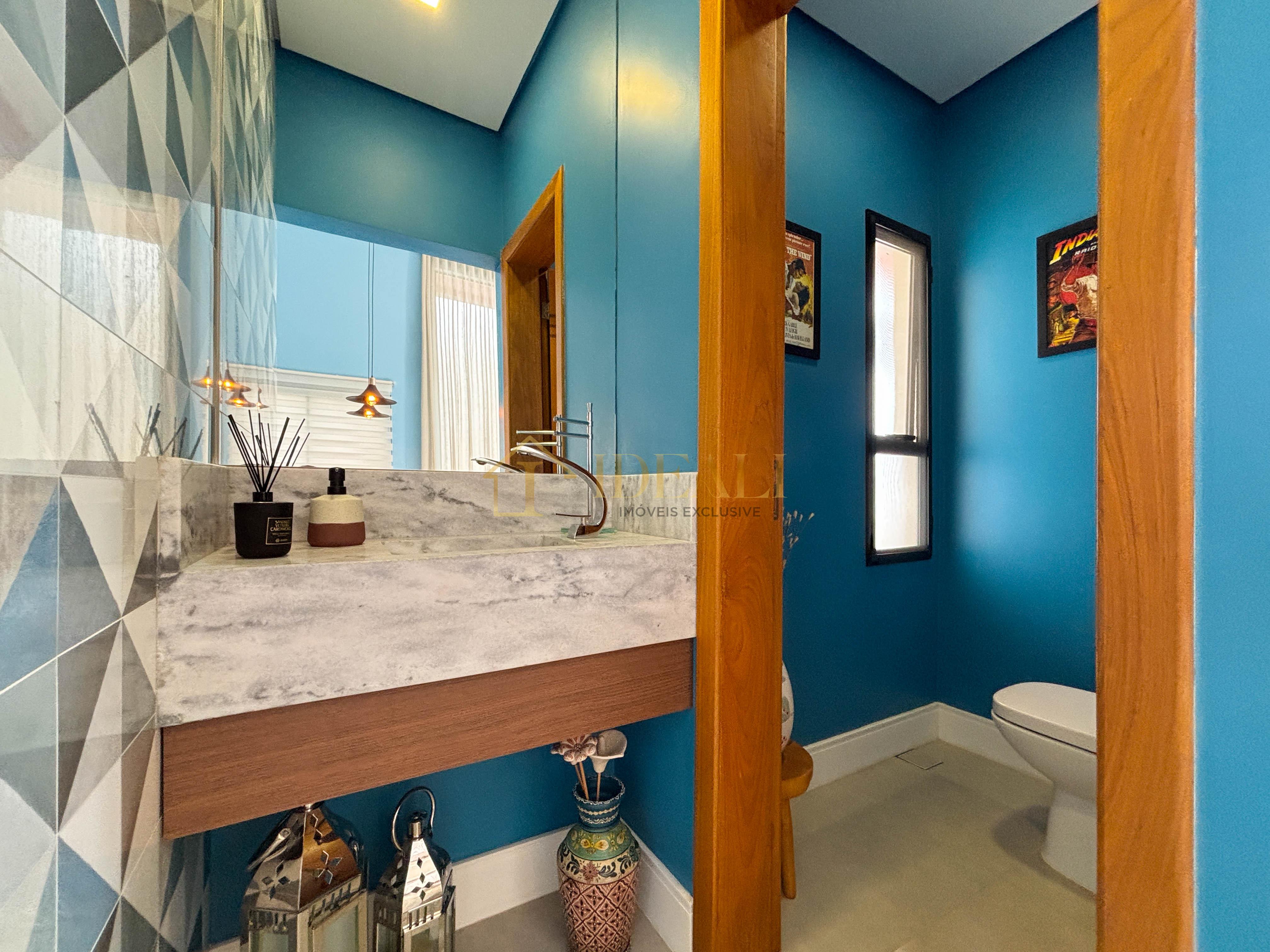 Casa totalmente t&eacute;rrea no condom&iacute;nio Terras de Atibaia II, em Atibaia/SP  Atibaia - 