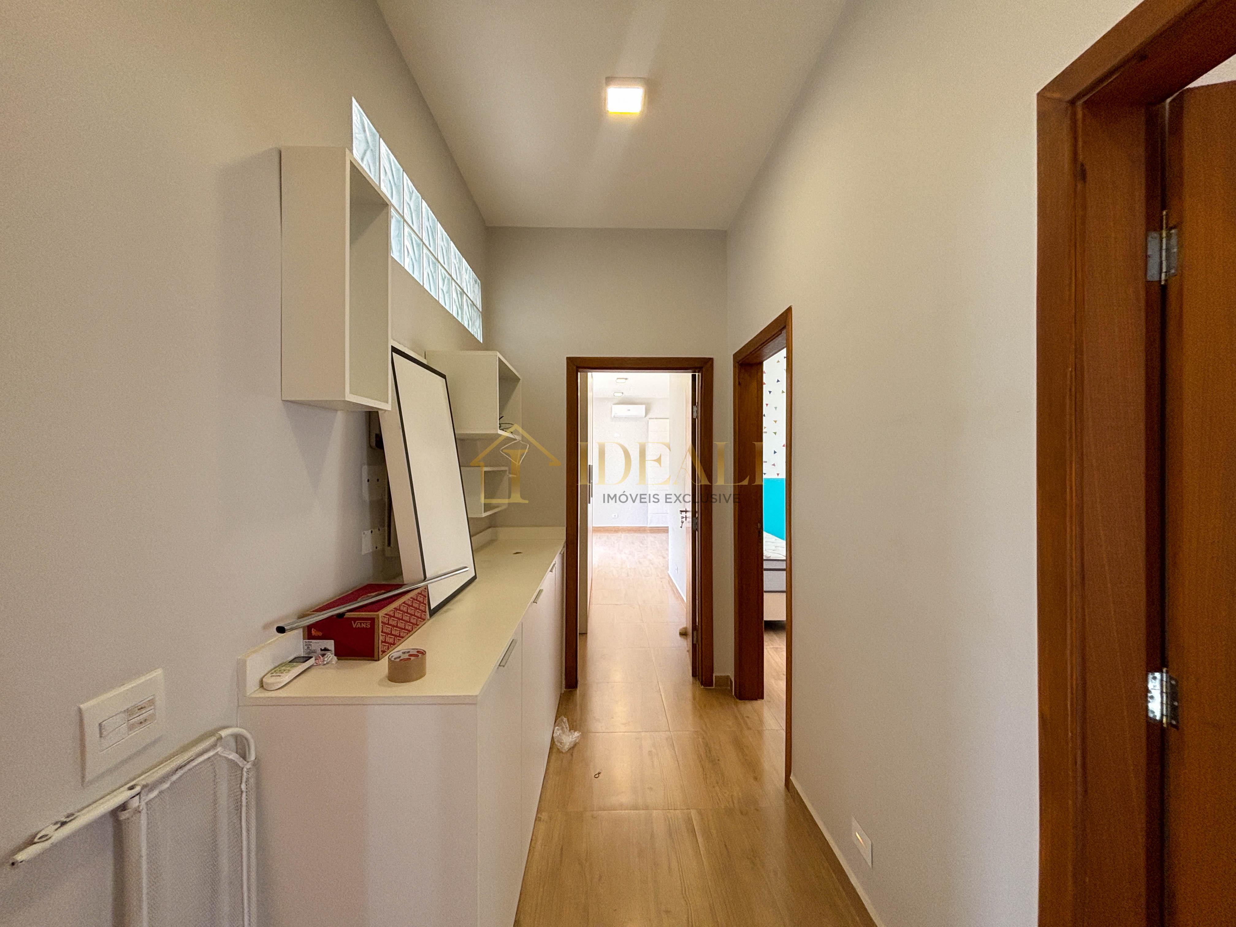 Casa totalmente t&eacute;rrea &agrave; venda mobiliada no condom&iacute;nio Shambala III, em Atibaia/SP!!  Atibaia - 