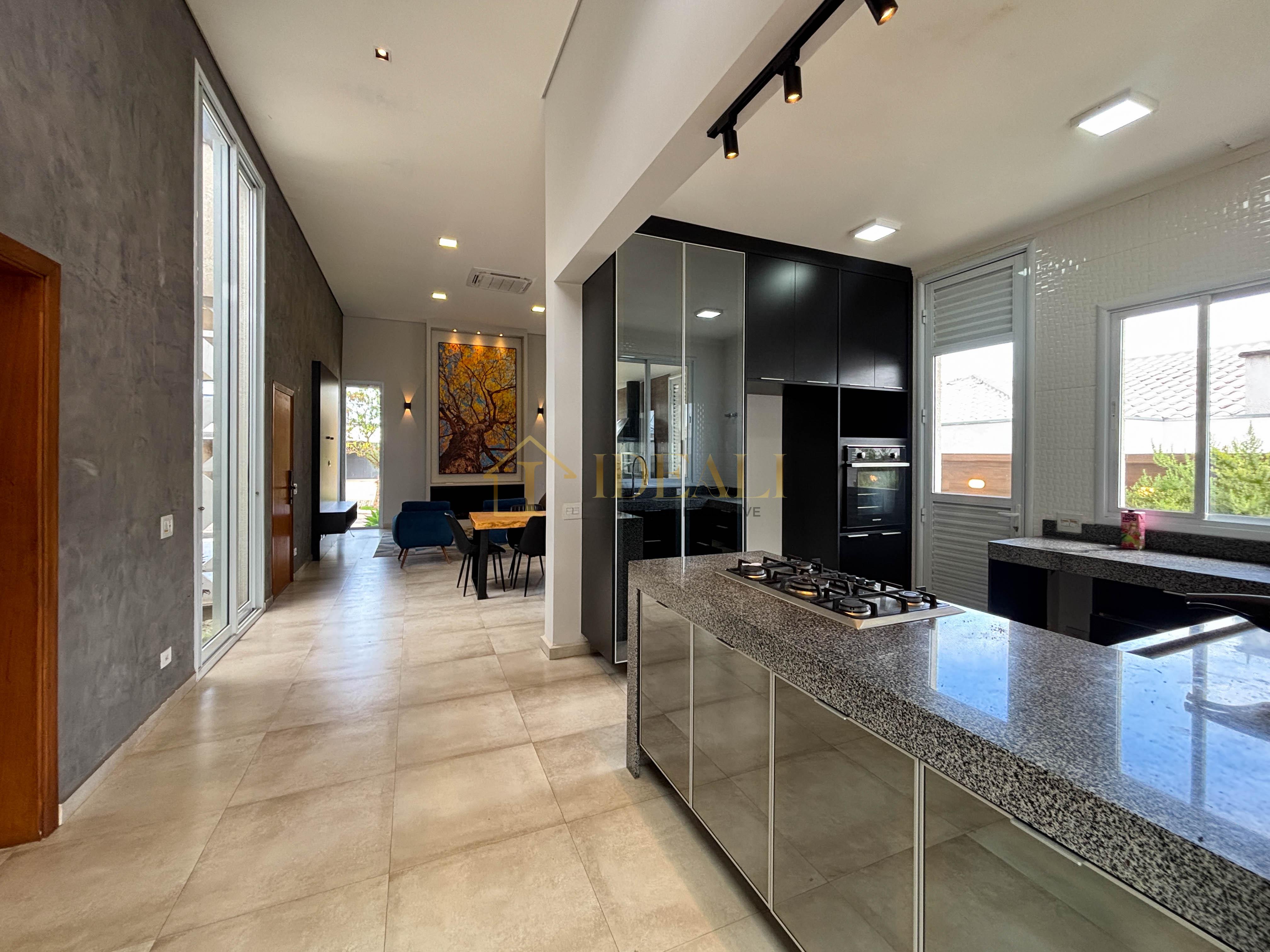 Casa totalmente t&eacute;rrea &agrave; venda mobiliada no condom&iacute;nio Shambala III, em Atibaia/SP!!  Atibaia - 