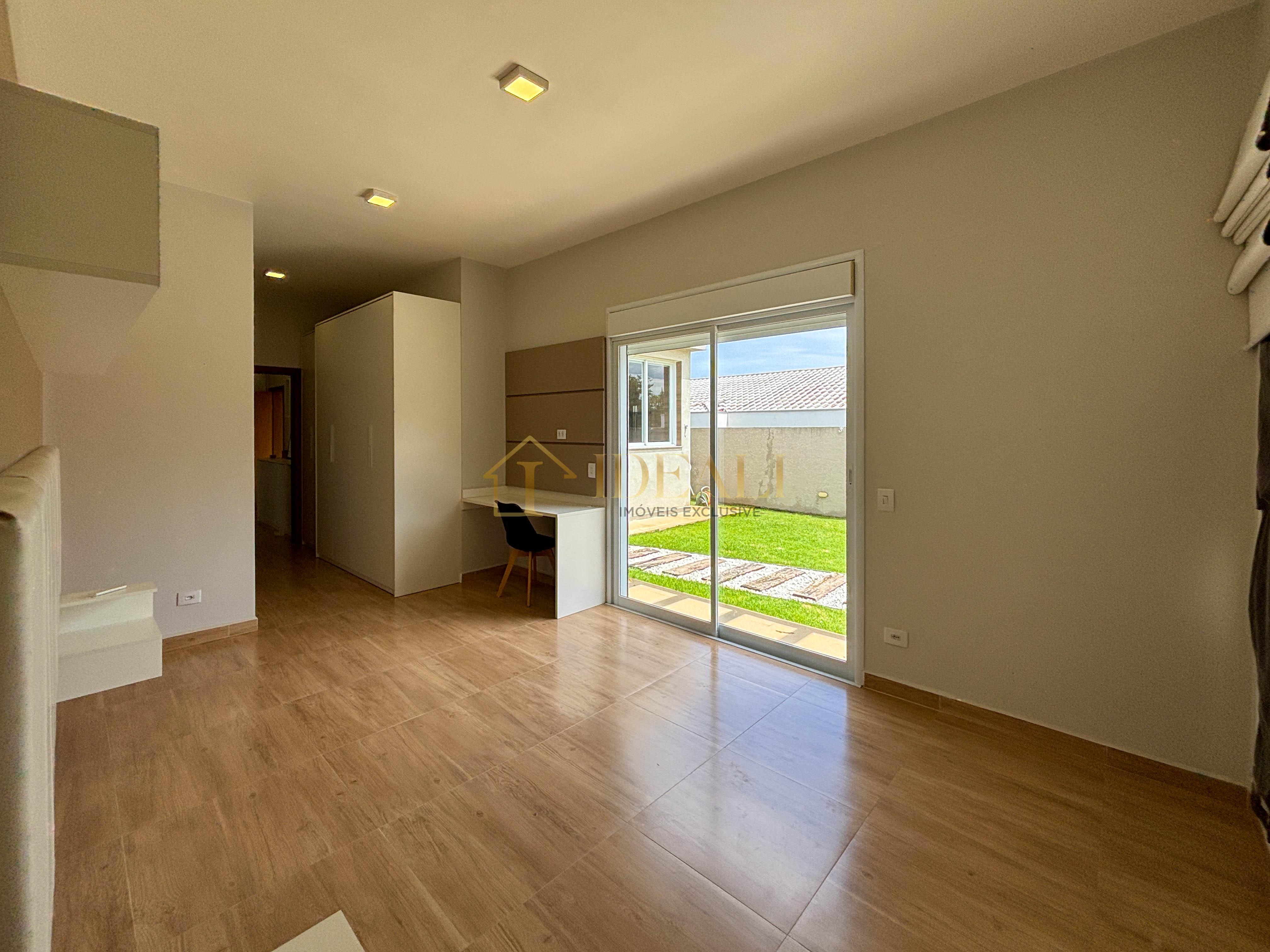 Casa totalmente t&eacute;rrea &agrave; venda mobiliada no condom&iacute;nio Shambala III, em Atibaia/SP!!  Atibaia - 