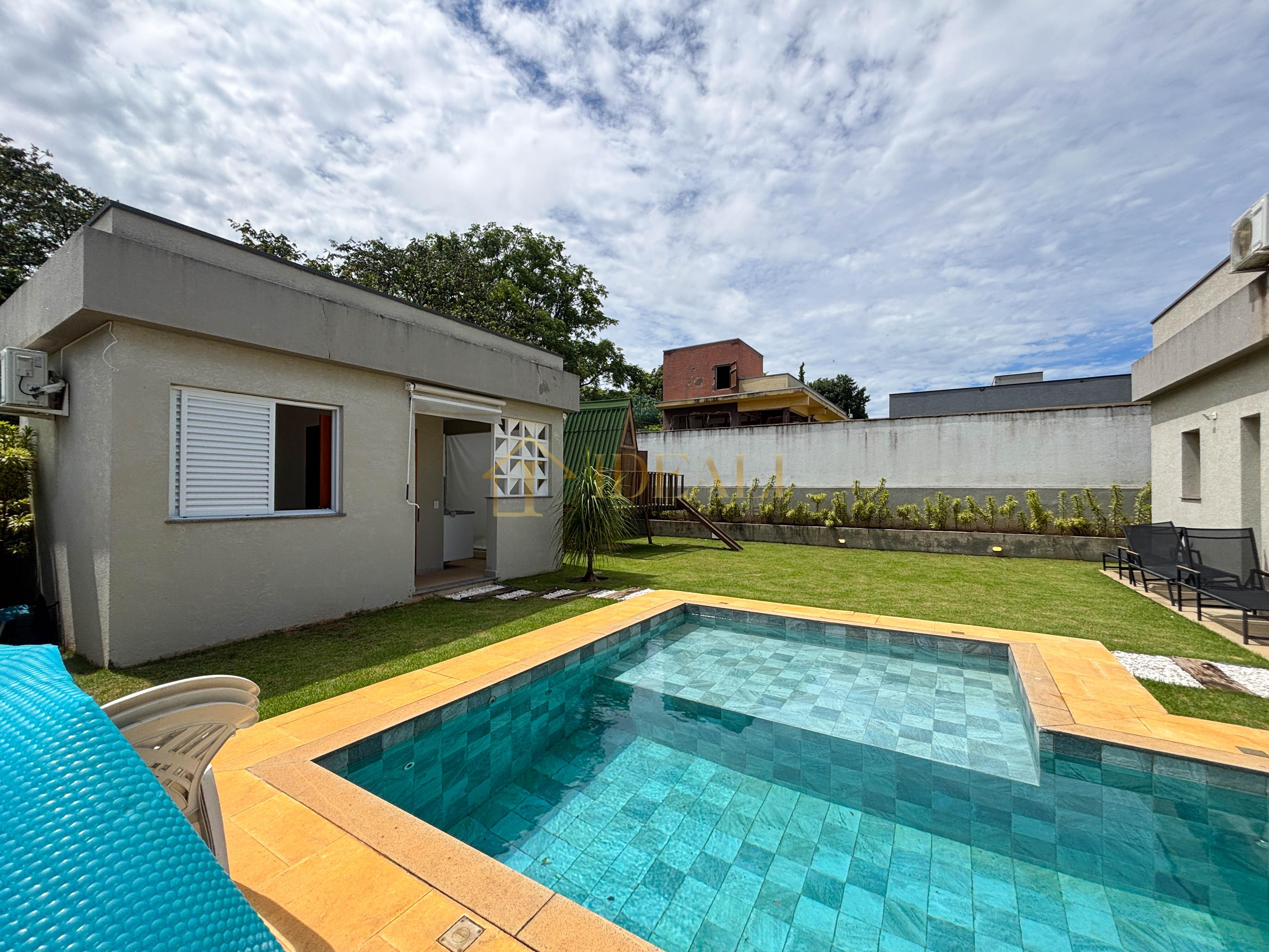 Casa totalmente t&eacute;rrea &agrave; venda mobiliada no condom&iacute;nio Shambala III, em Atibaia/SP!!  Atibaia - 