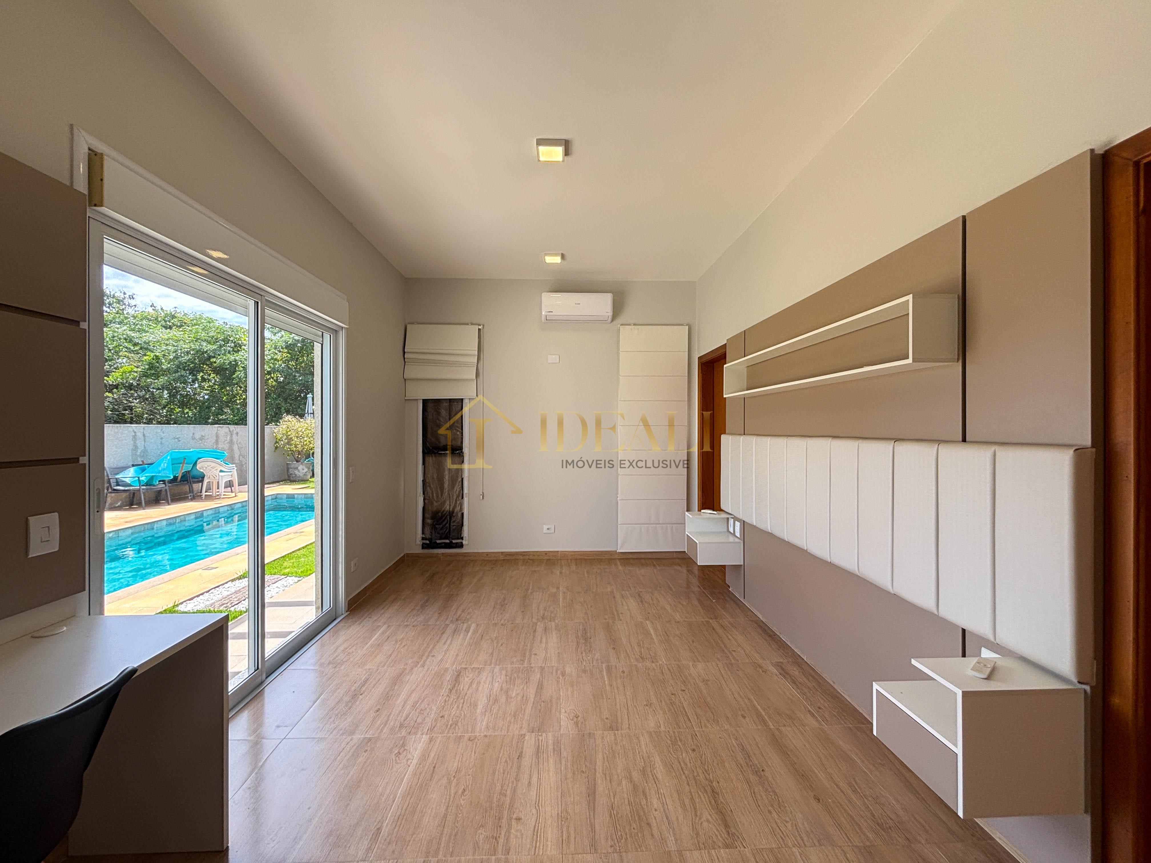 Casa totalmente t&eacute;rrea &agrave; venda mobiliada no condom&iacute;nio Shambala III, em Atibaia/SP!!  Atibaia - 