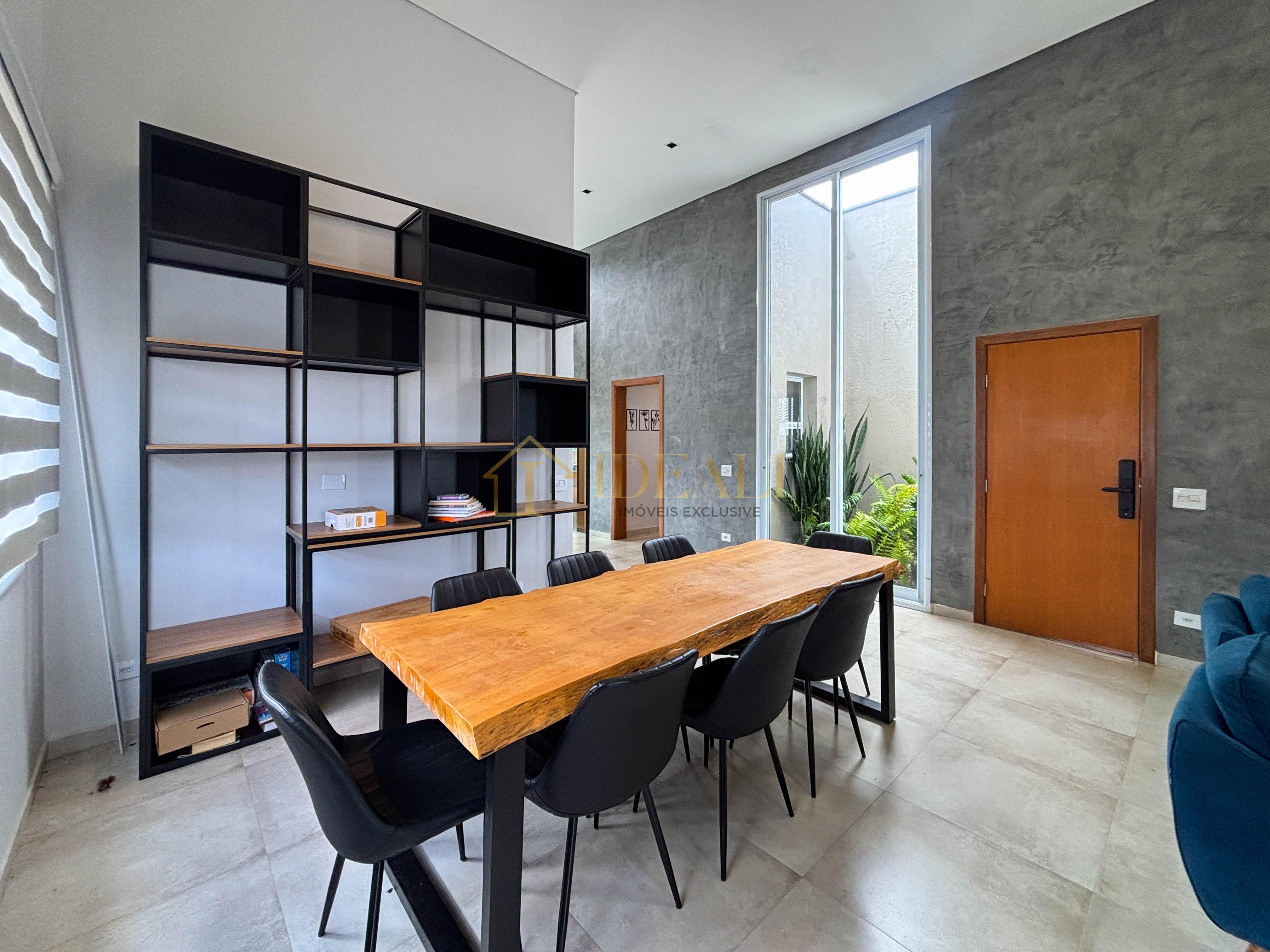 Casa totalmente t&eacute;rrea &agrave; venda mobiliada no condom&iacute;nio Shambala III, em Atibaia/SP!!  Atibaia - 