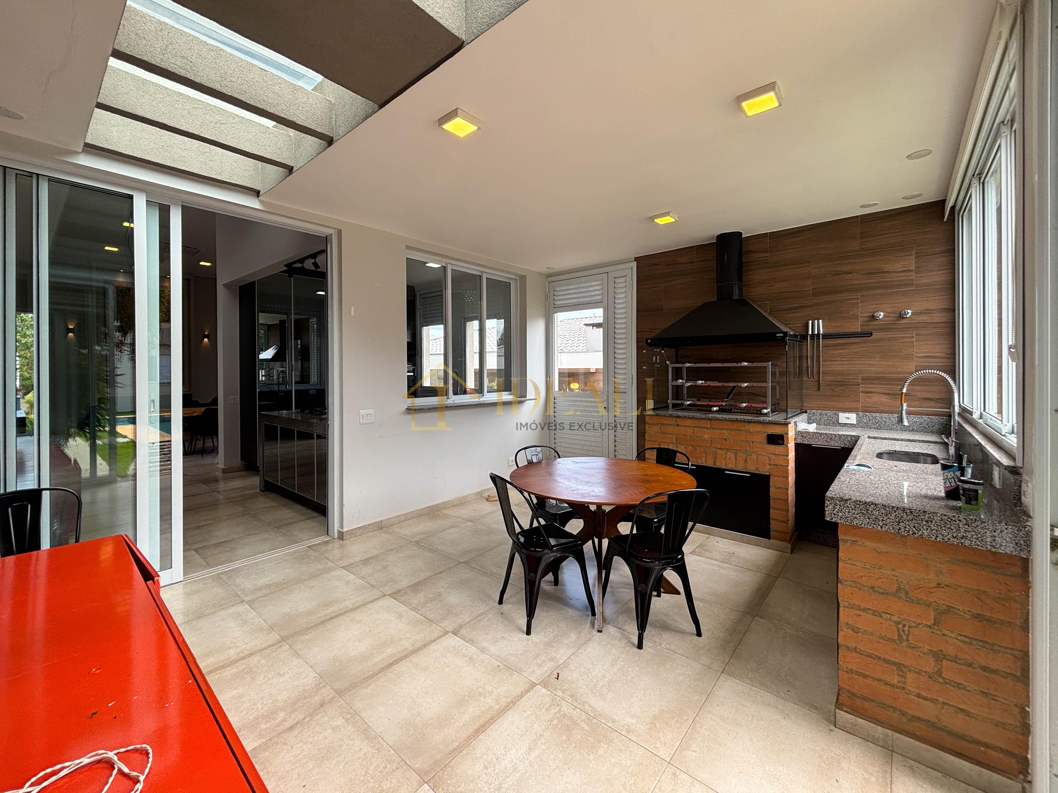 Casa totalmente t&eacute;rrea &agrave; venda mobiliada no condom&iacute;nio Shambala III, em Atibaia/SP!!  Atibaia - 