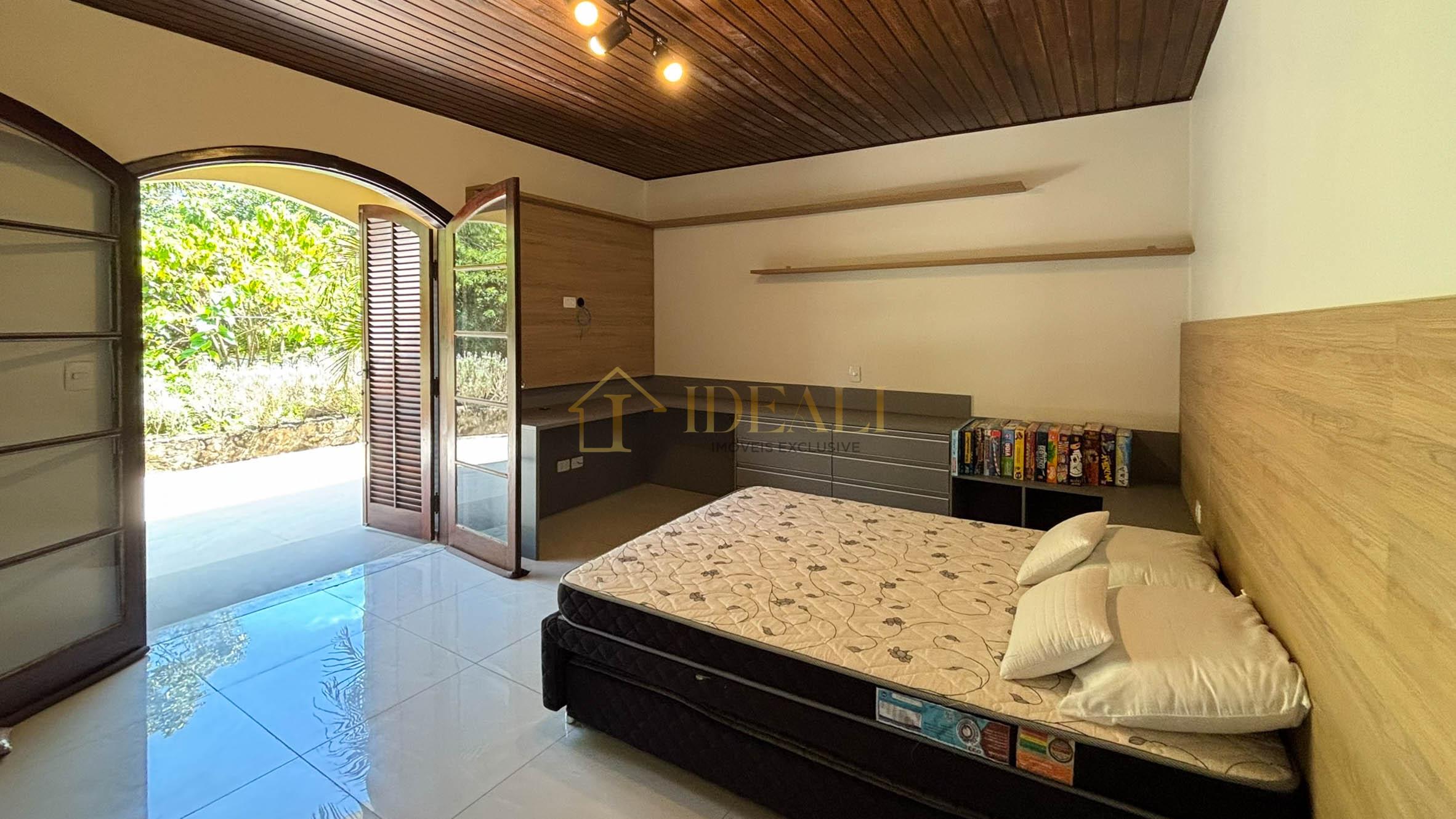 Casa estilo Ch&aacute;cara no clube da montanha em Atibaia/SP  Atibaia - 