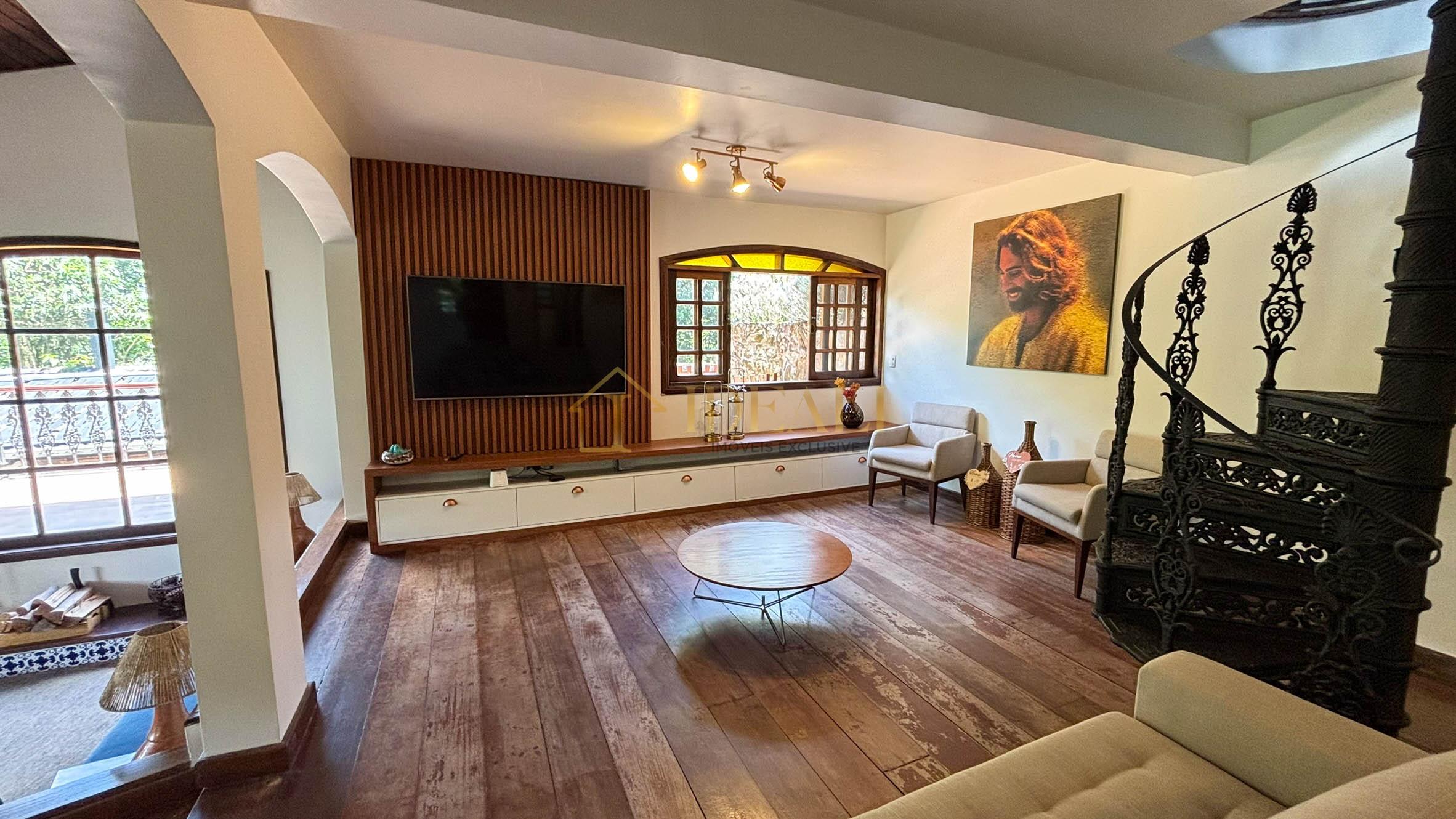Casa estilo Ch&aacute;cara no clube da montanha em Atibaia/SP  Atibaia - 