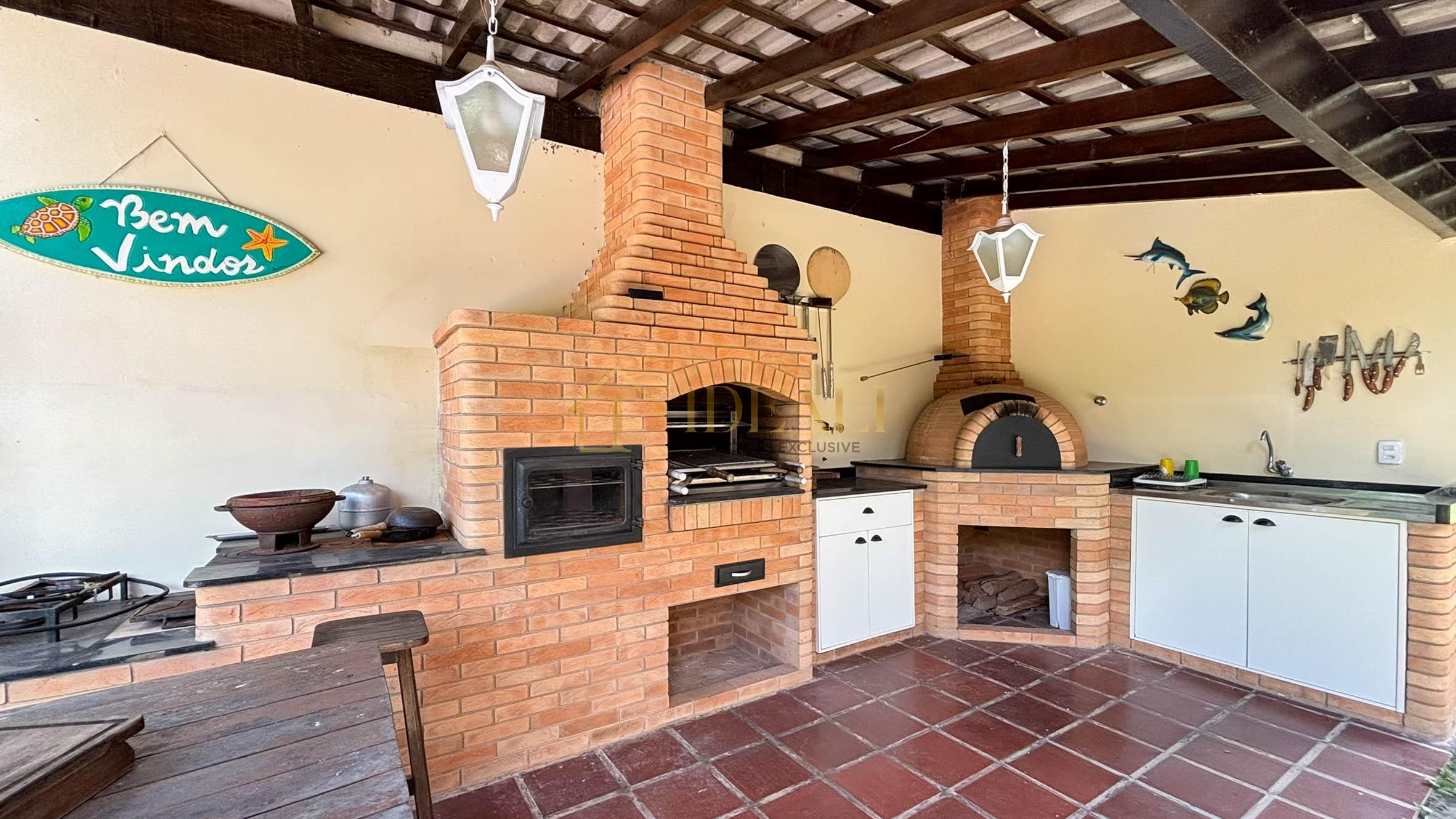 Casa estilo Ch&aacute;cara no clube da montanha em Atibaia/SP  Atibaia - 