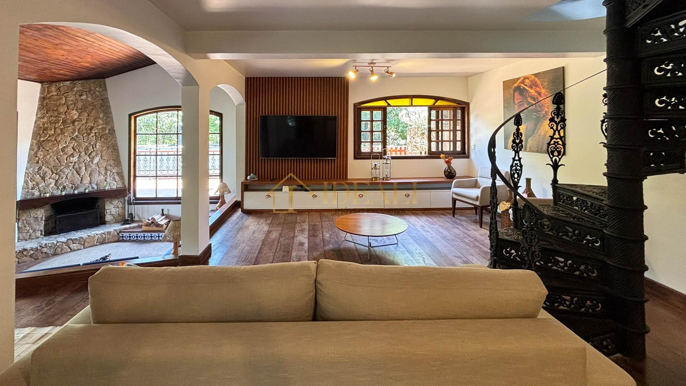 Casa estilo Ch&aacute;cara no clube da montanha em Atibaia/SP  Atibaia - 