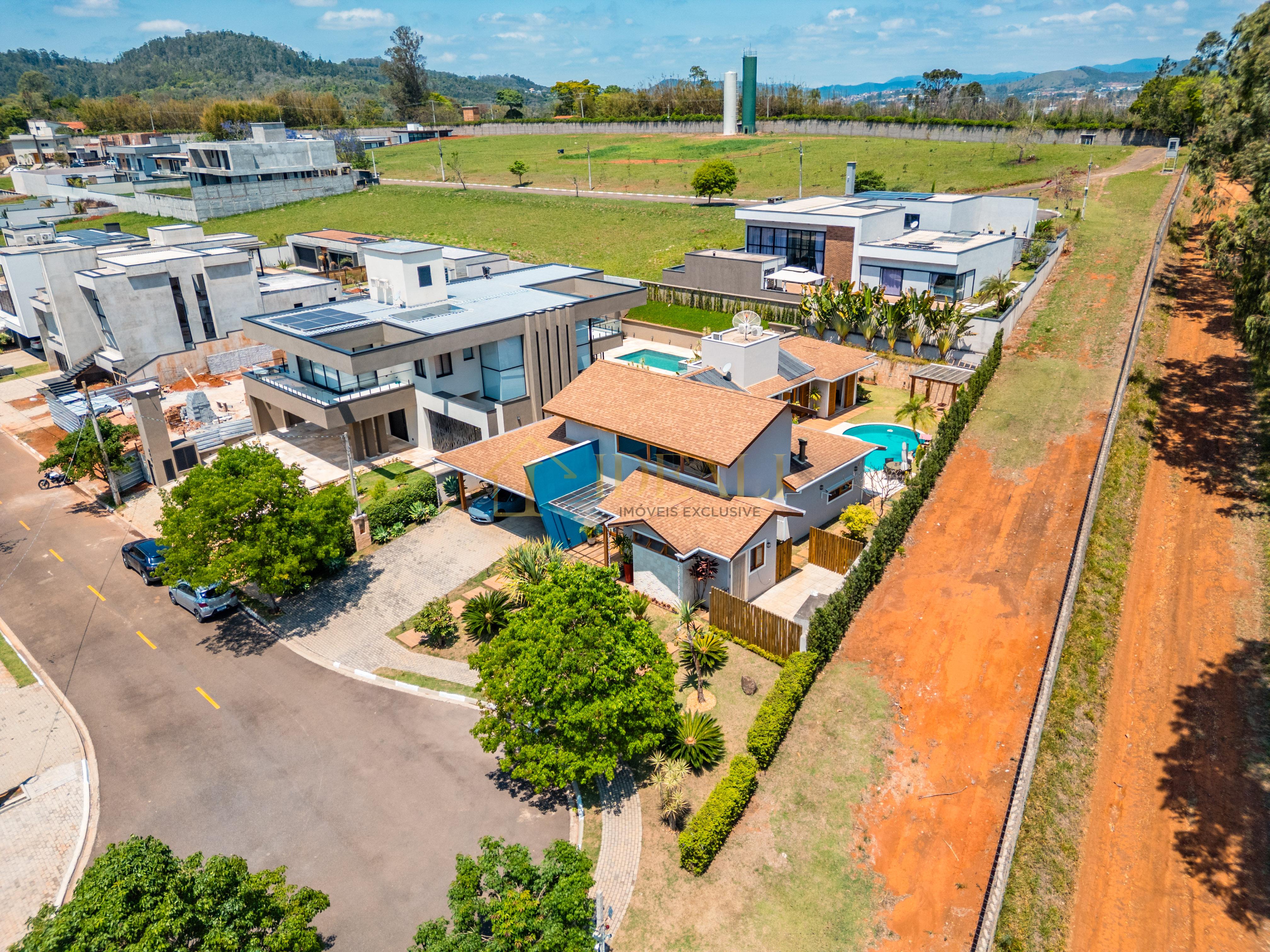 A famosa casa com cara de casa condom&iacute;nio Equilibrium!  Atibaia - 