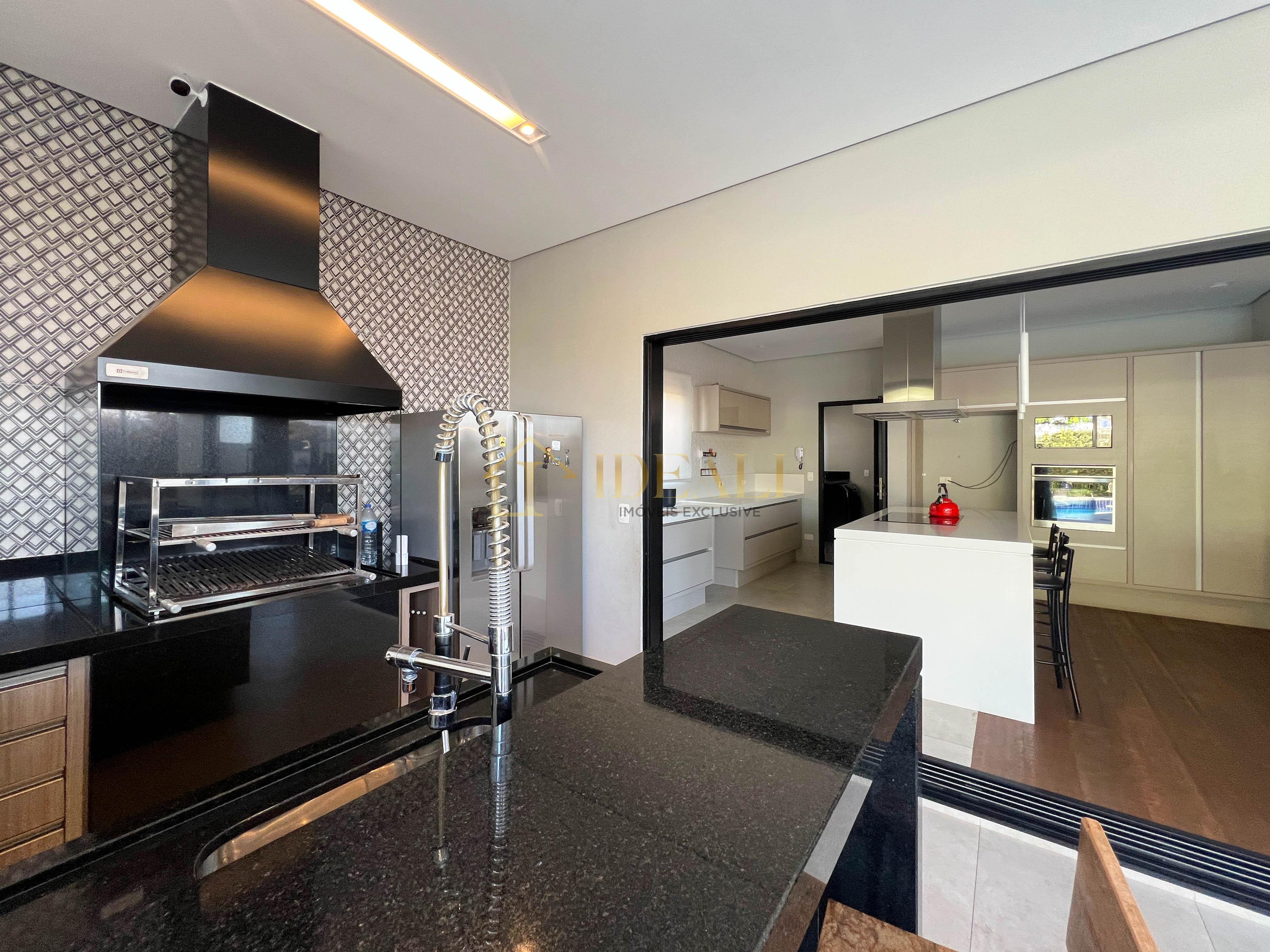 Sobrado a venda no condom&iacute;nio Shambala III, em Atibaia/SP  Atibaia - 