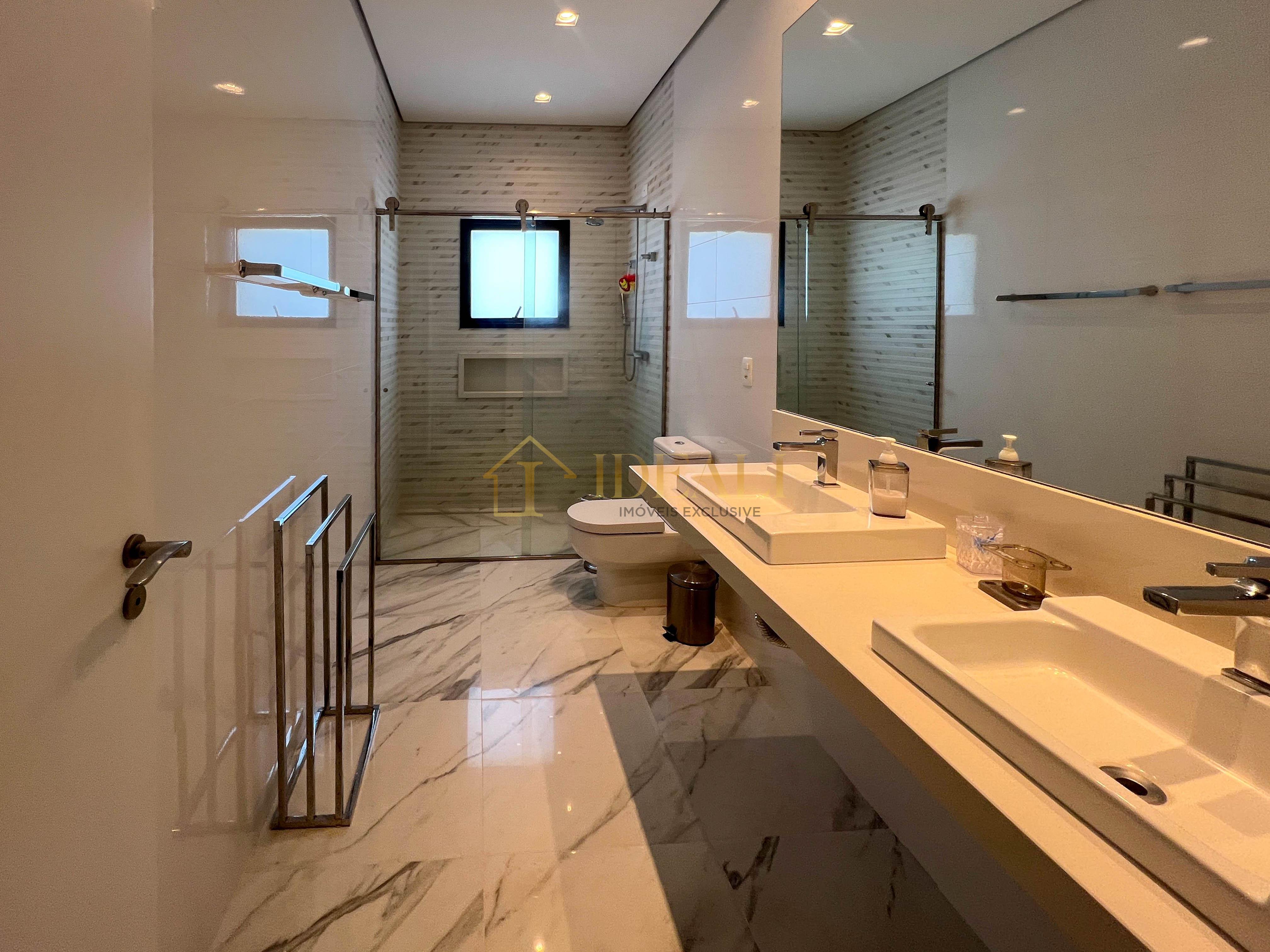 Sobrado a venda no condom&iacute;nio Shambala III, em Atibaia/SP  Atibaia - 