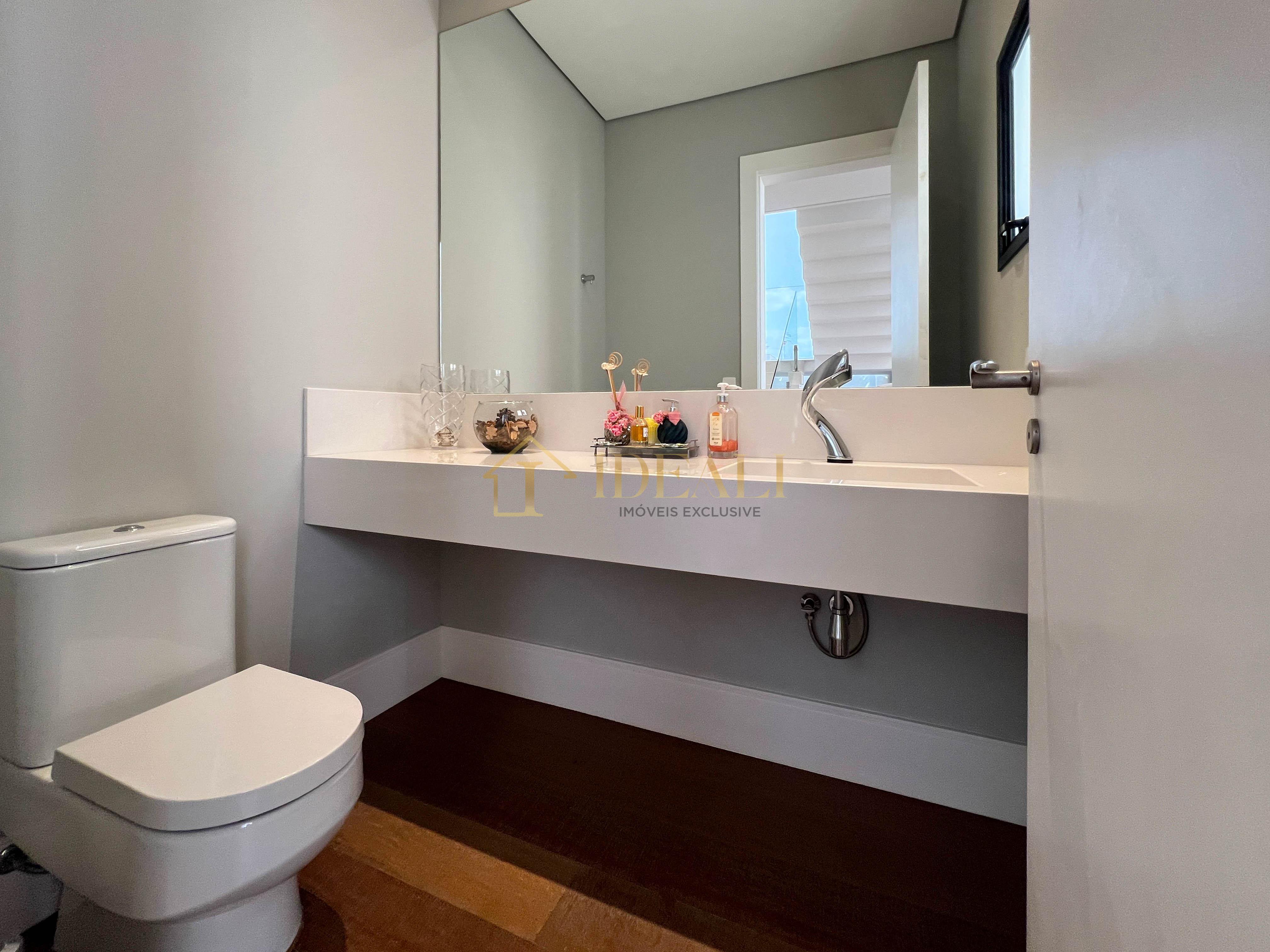 Sobrado a venda no condom&iacute;nio Shambala III, em Atibaia/SP  Atibaia - 