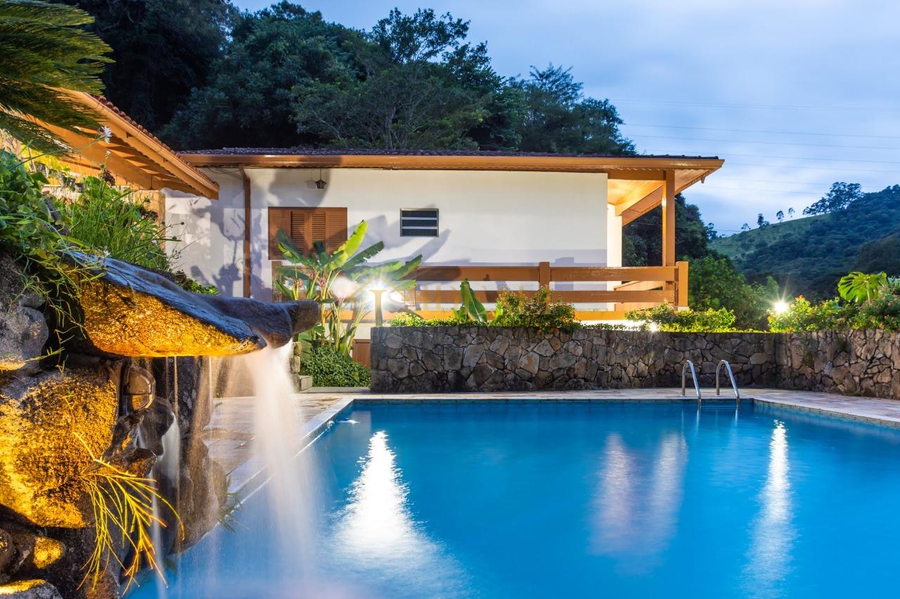 Ch&aacute;cara a venda no bairro Port&atilde;o, em Atibaia/SP  Atibaia - 