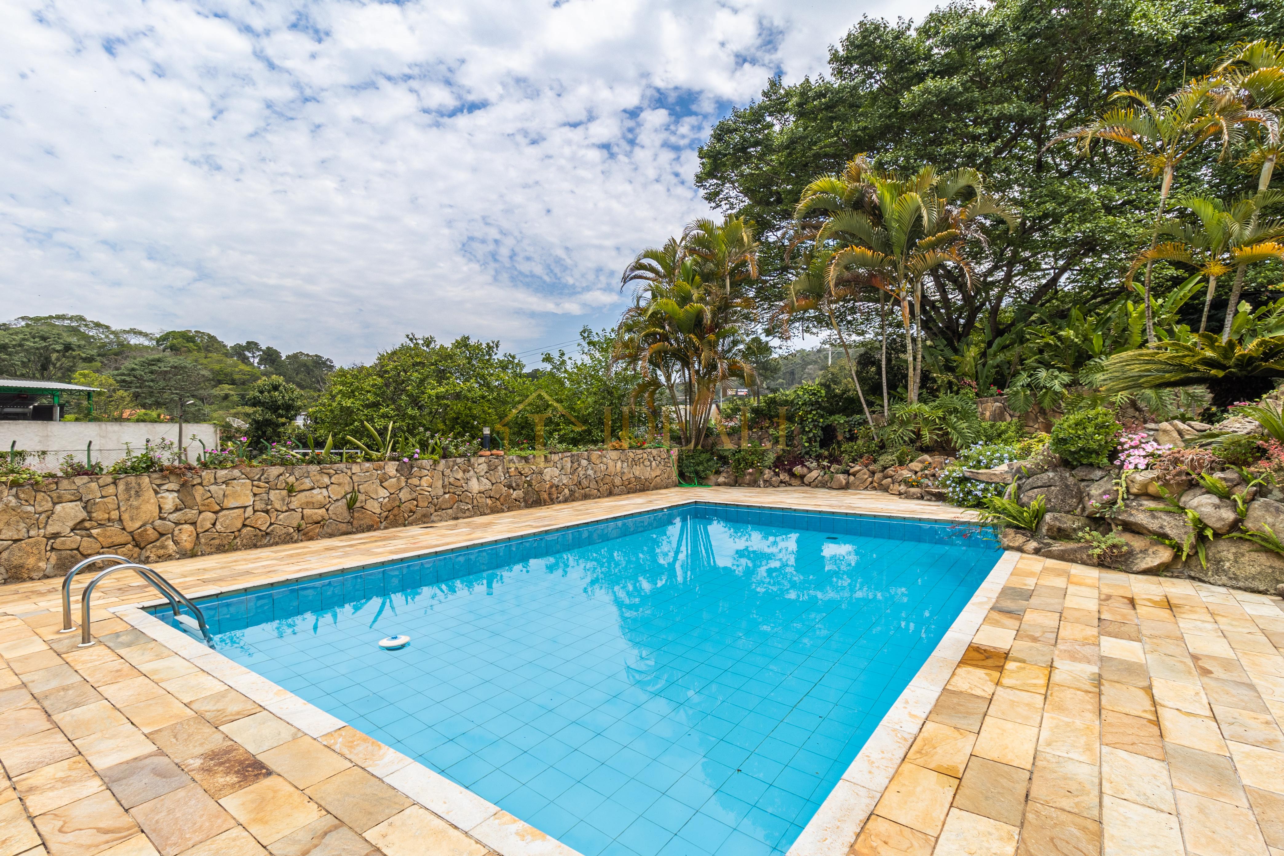 Ch&aacute;cara a venda no bairro Port&atilde;o, em Atibaia/SP  Atibaia - 