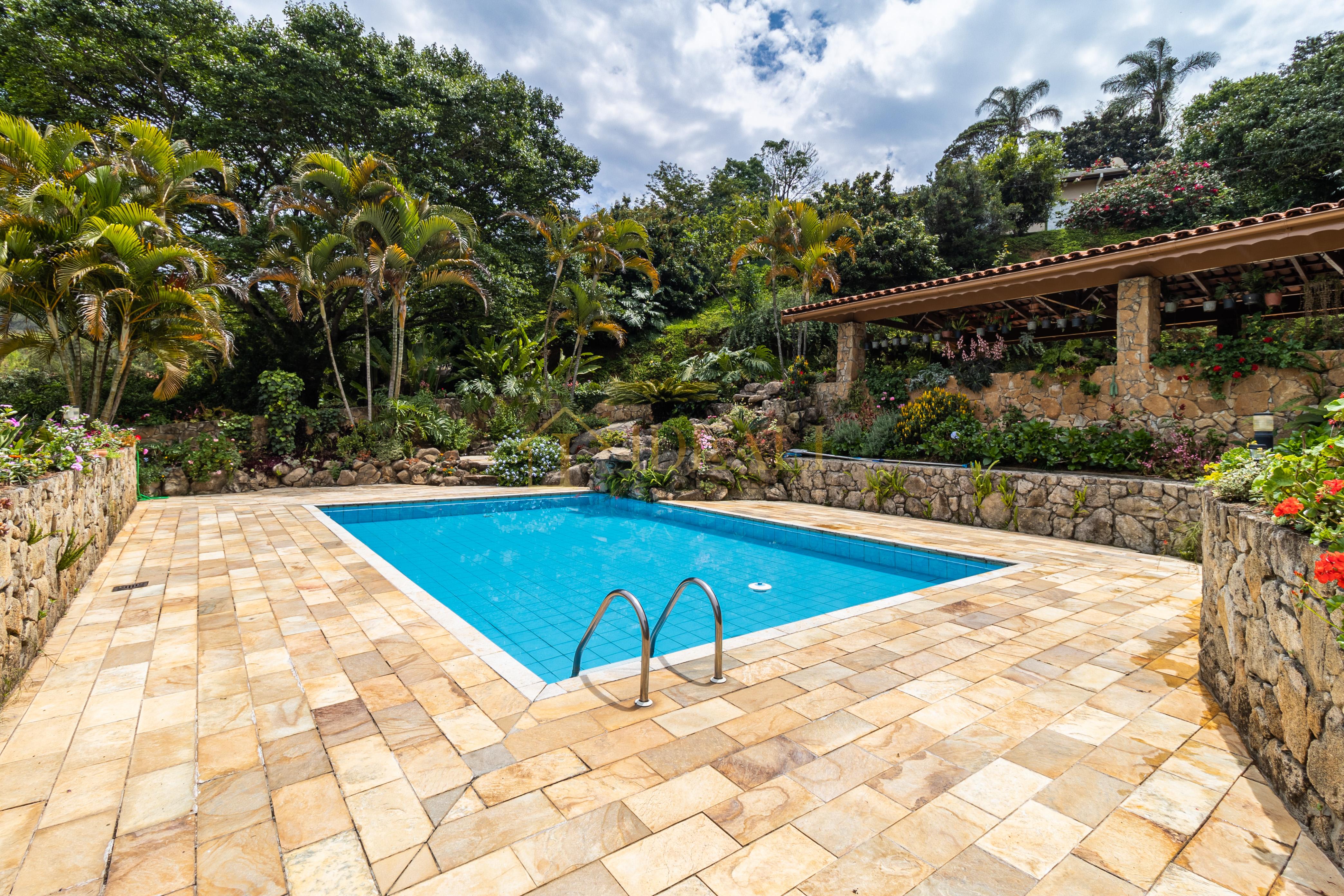 Ch&aacute;cara a venda no bairro Port&atilde;o, em Atibaia/SP  Atibaia - 