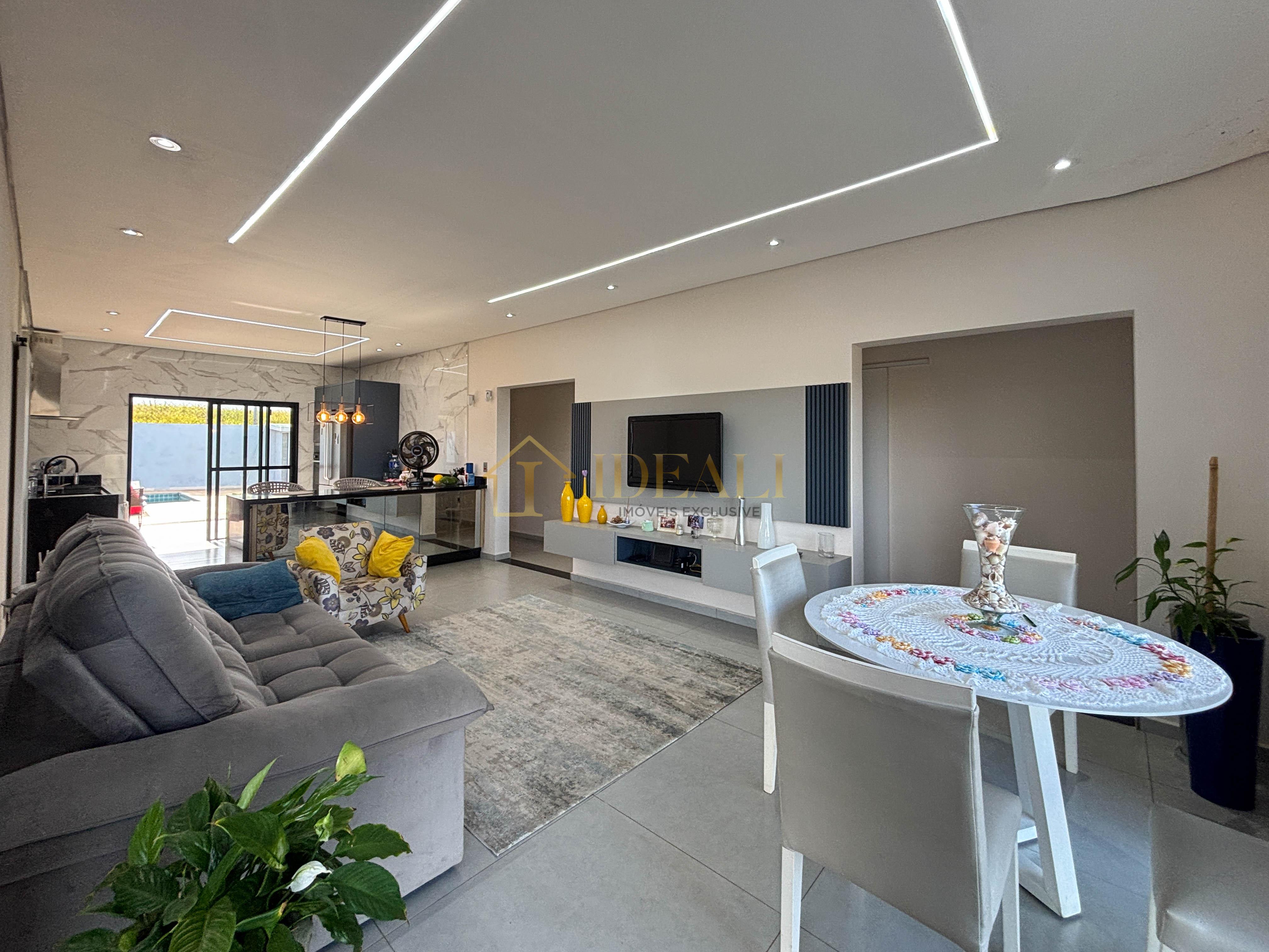 Casa totalmente t&eacute;rrea a venda no condom&iacute;nio Shambala 3 em Atibaia!  Atibaia - 