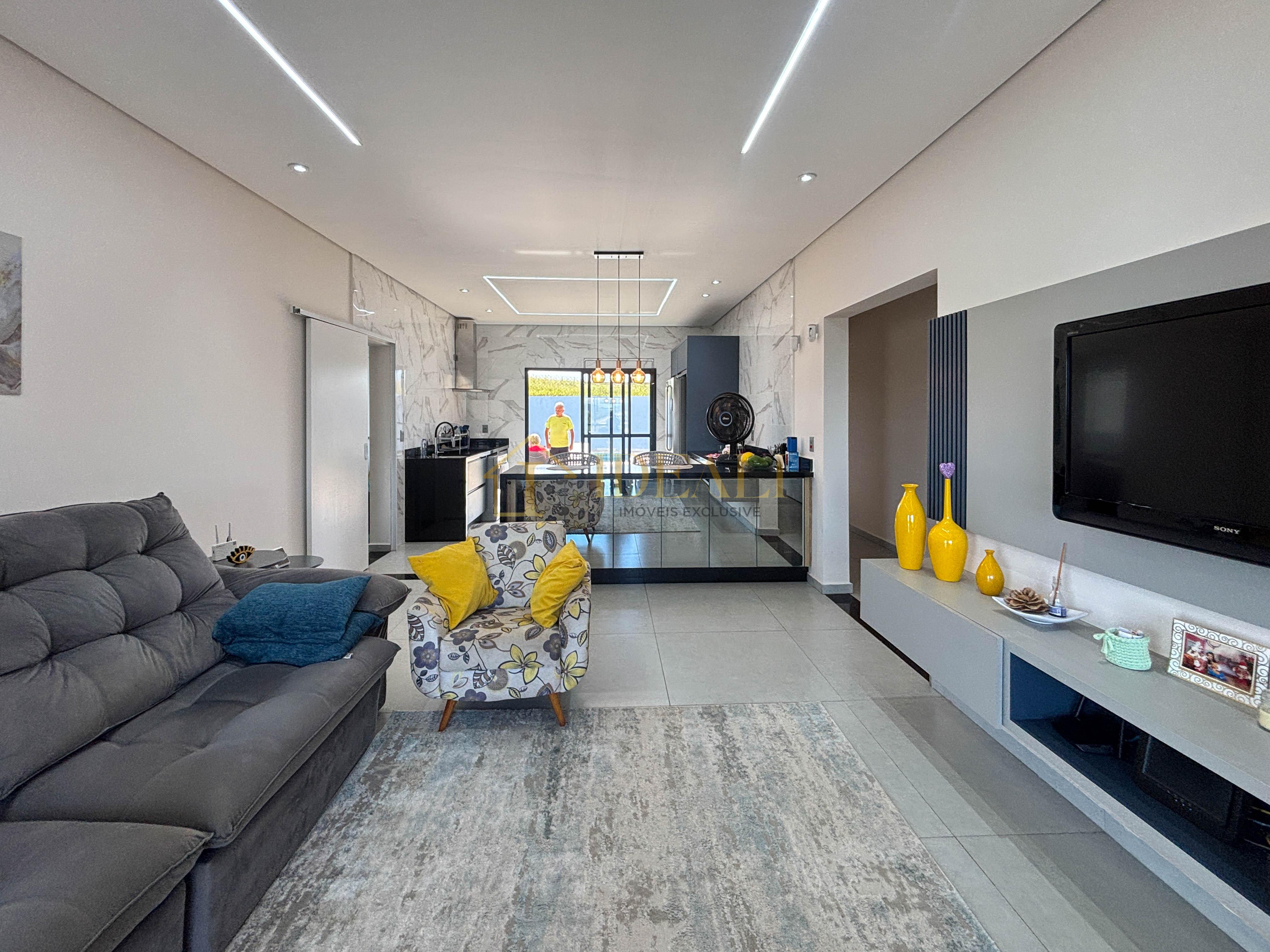 Casa totalmente t&eacute;rrea a venda no condom&iacute;nio Shambala 3 em Atibaia!  Atibaia - 