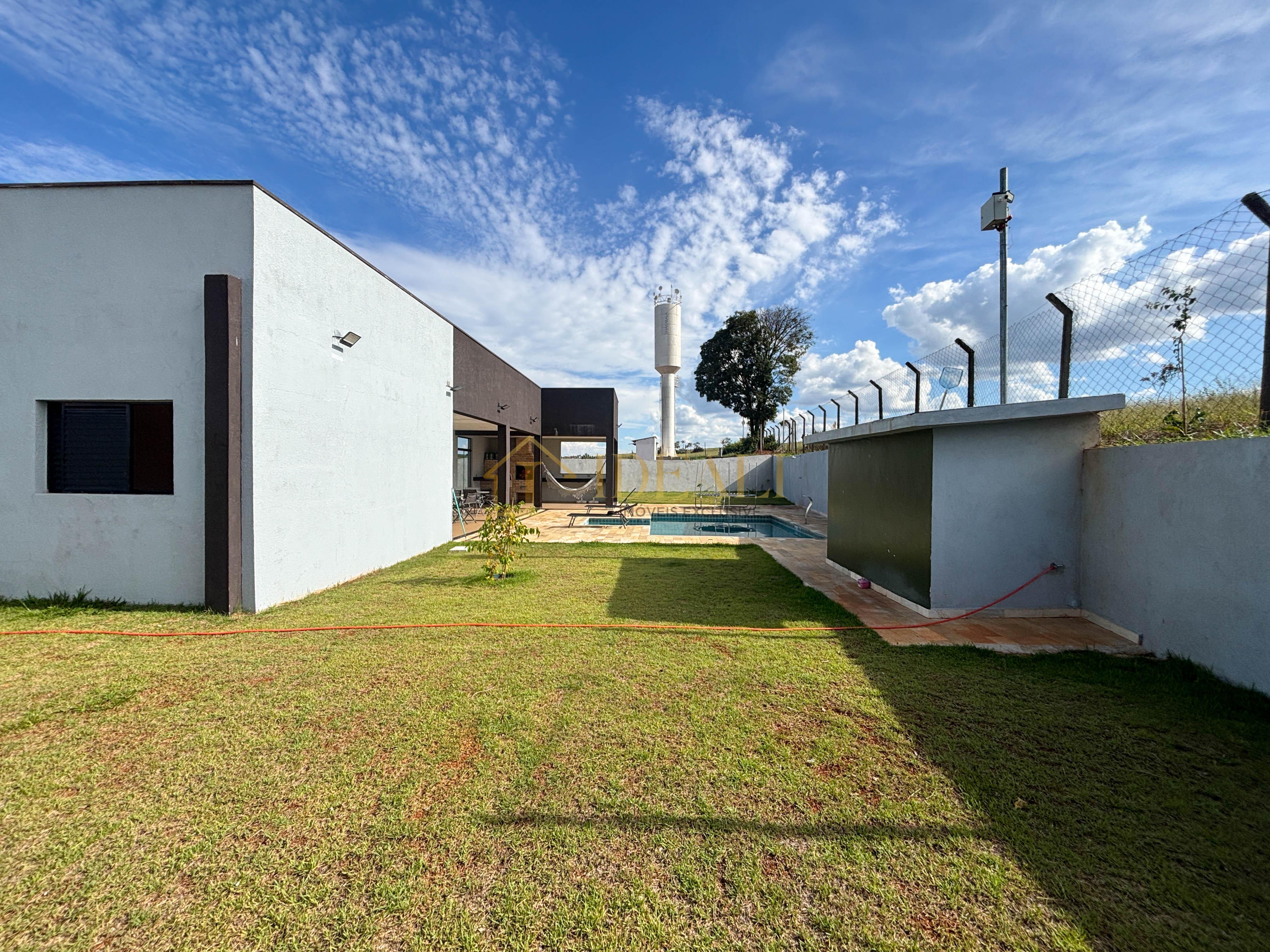 Casa totalmente t&eacute;rrea a venda no condom&iacute;nio Shambala 3 em Atibaia!  Atibaia - 