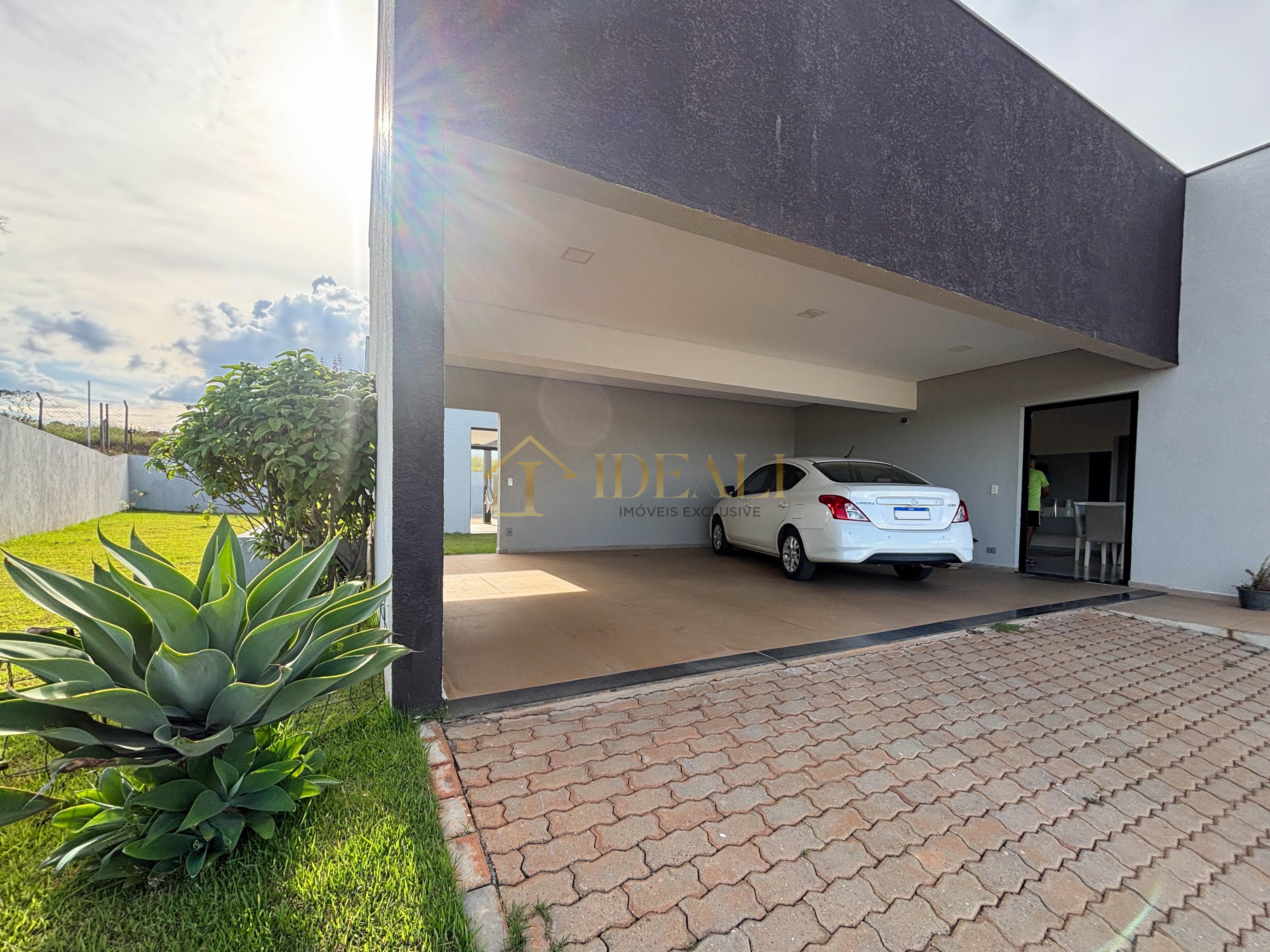 Casa totalmente t&eacute;rrea a venda no condom&iacute;nio Shambala 3 em Atibaia!  Atibaia - 