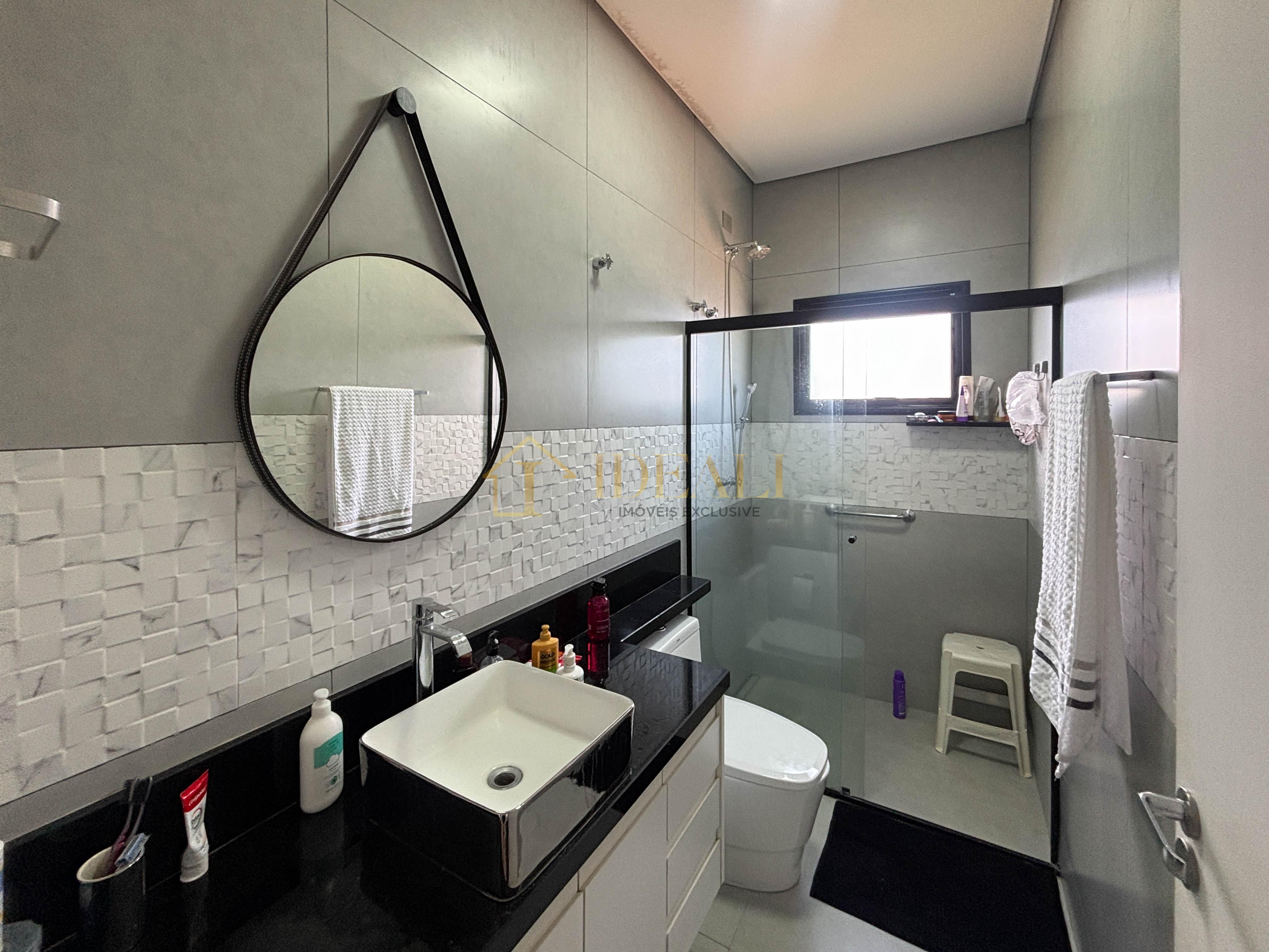 Casa totalmente t&eacute;rrea a venda no condom&iacute;nio Shambala 3 em Atibaia!  Atibaia - 