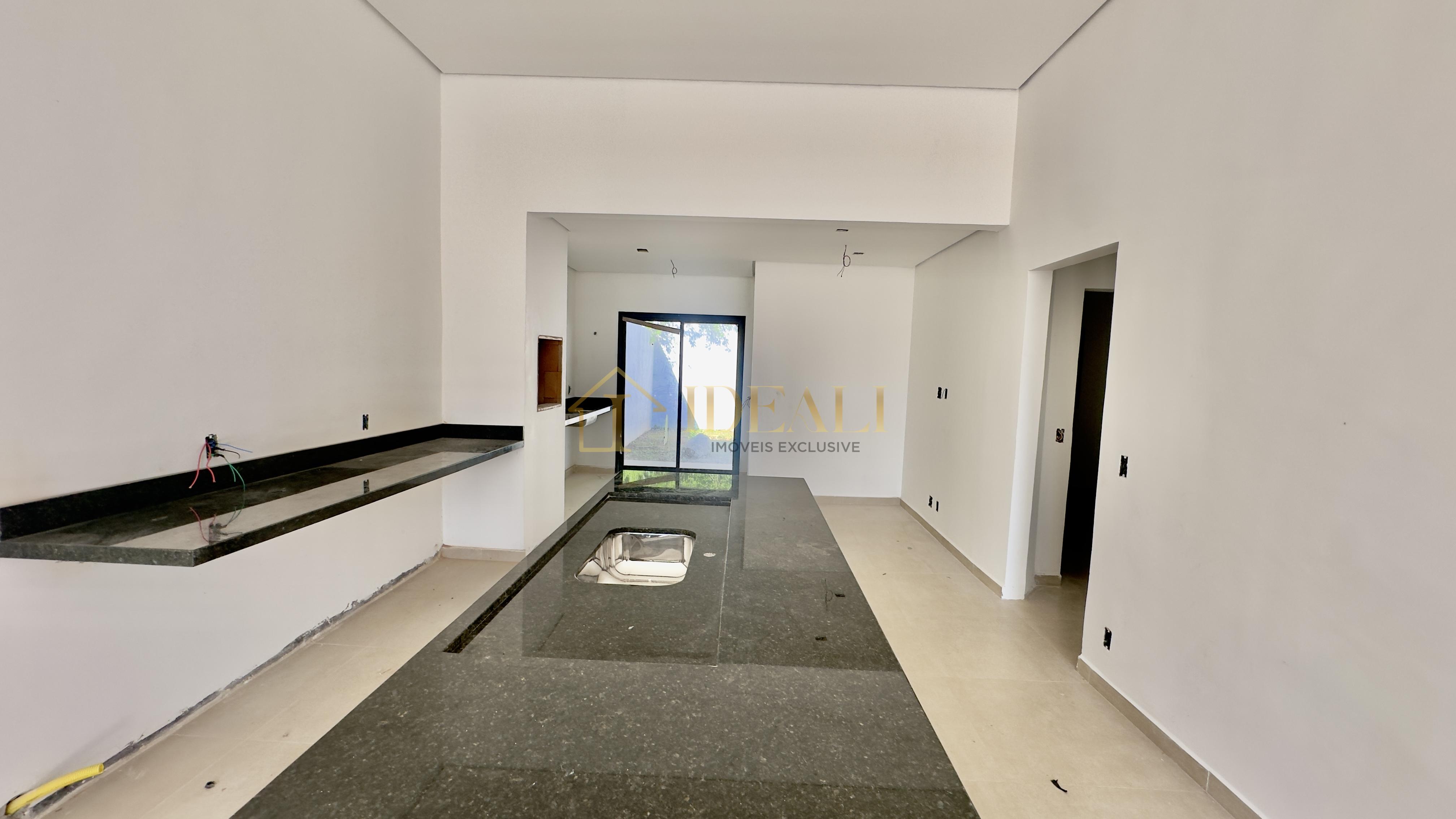 CASAS PRONTAS E TERREAS A VENDA EM ATIBAIA - SP ESTRADA PARAPANEMA  Atibaia - 