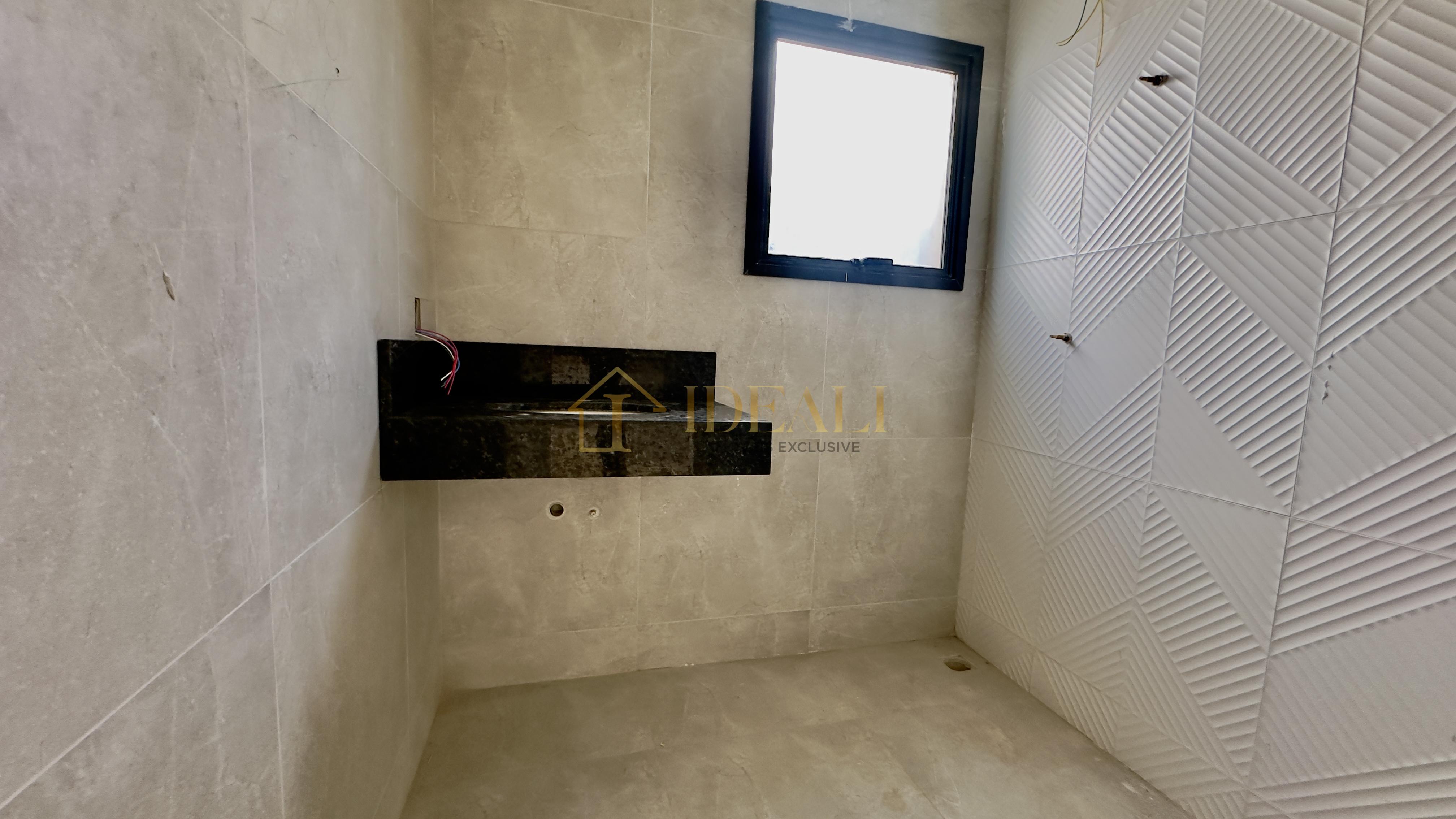 CASAS PRONTAS E TERREAS A VENDA EM ATIBAIA - SP ESTRADA PARAPANEMA  Atibaia - 