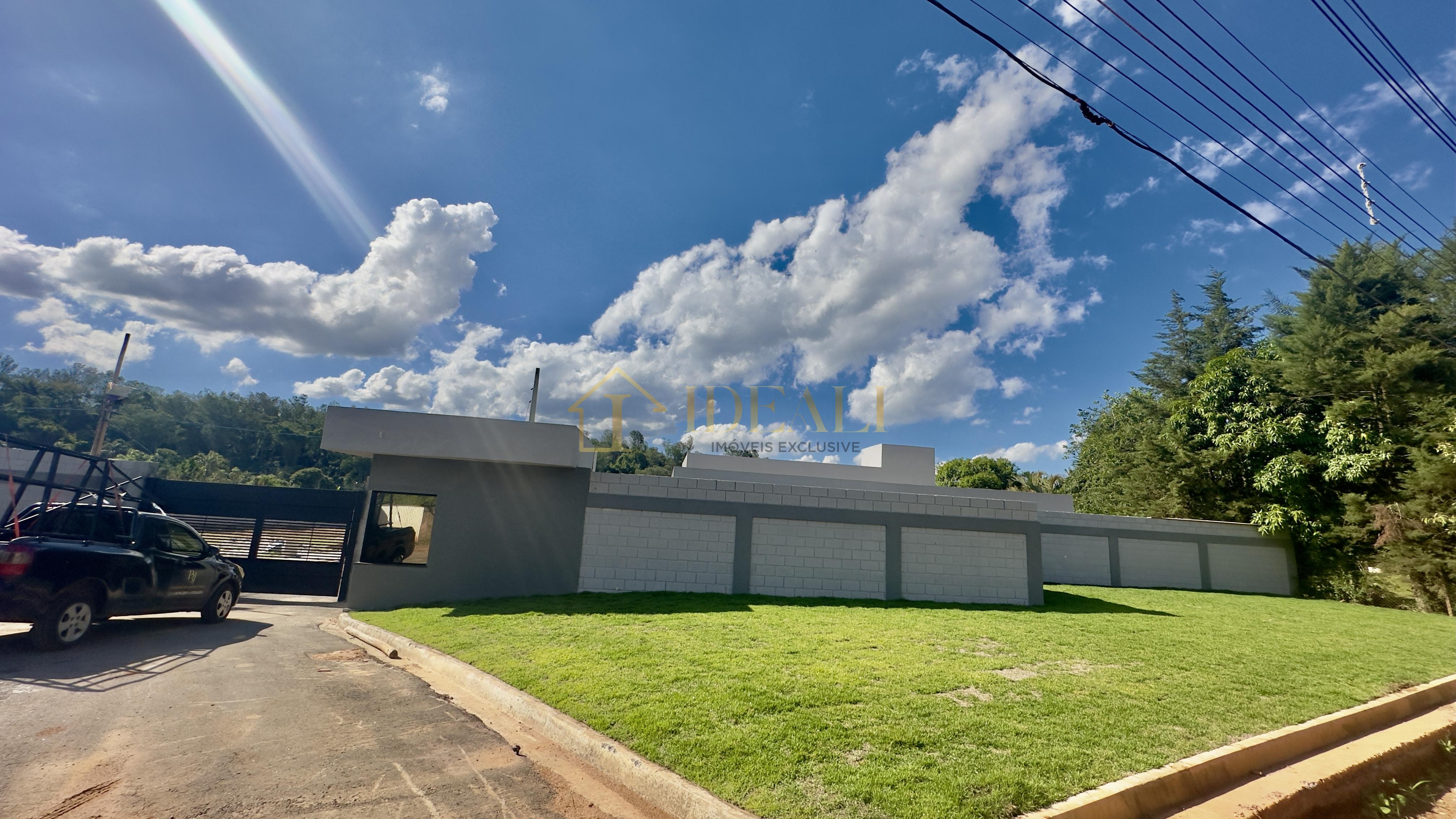 CASAS PRONTAS E TERREAS A VENDA EM ATIBAIA - SP ESTRADA PARAPANEMA  Atibaia - 