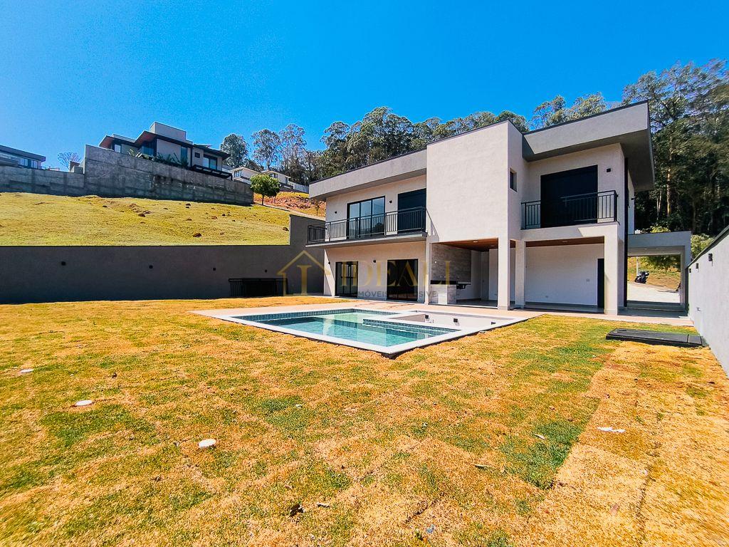 CASA EM CONDOMINIO FECHADO DE ALTO PADR&Atilde;O EM ATIBAIA RUA TILAPIA Atibaia - 