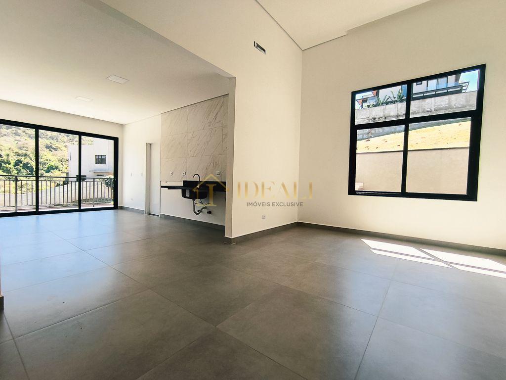 CASA EM CONDOMINIO FECHADO DE ALTO PADR&Atilde;O EM ATIBAIA RUA TILAPIA Atibaia - 