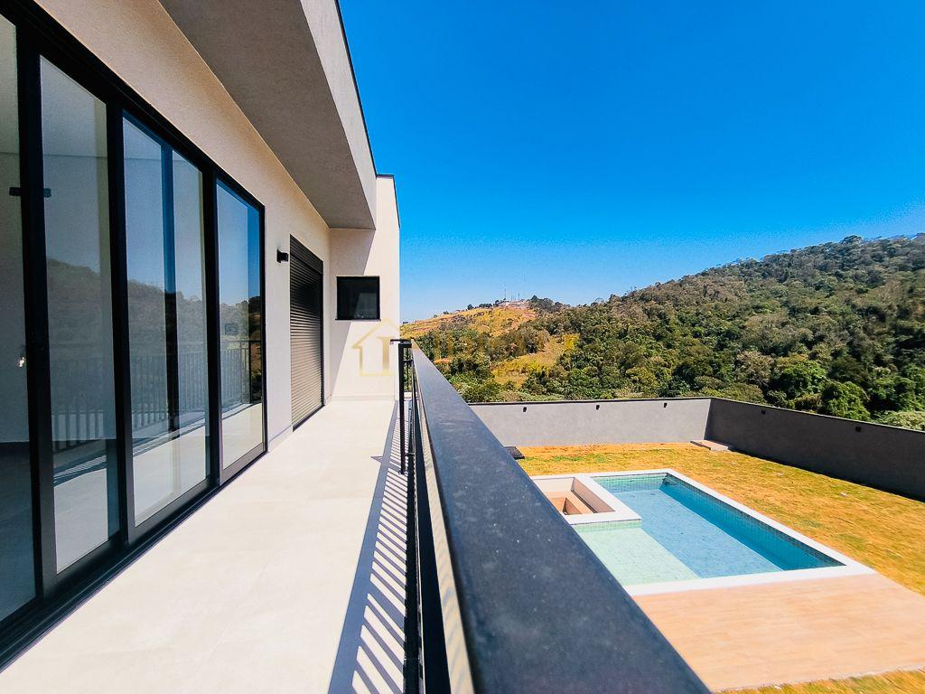 CASA EM CONDOMINIO FECHADO DE ALTO PADR&Atilde;O EM ATIBAIA RUA TILAPIA Atibaia - 