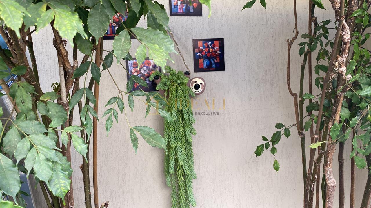 Impec&aacute;vel casa t&eacute;rrea em condom&iacute;nio, perto de tudo e da Lucas, vista p/ Pedra Grande  Atibaia - 