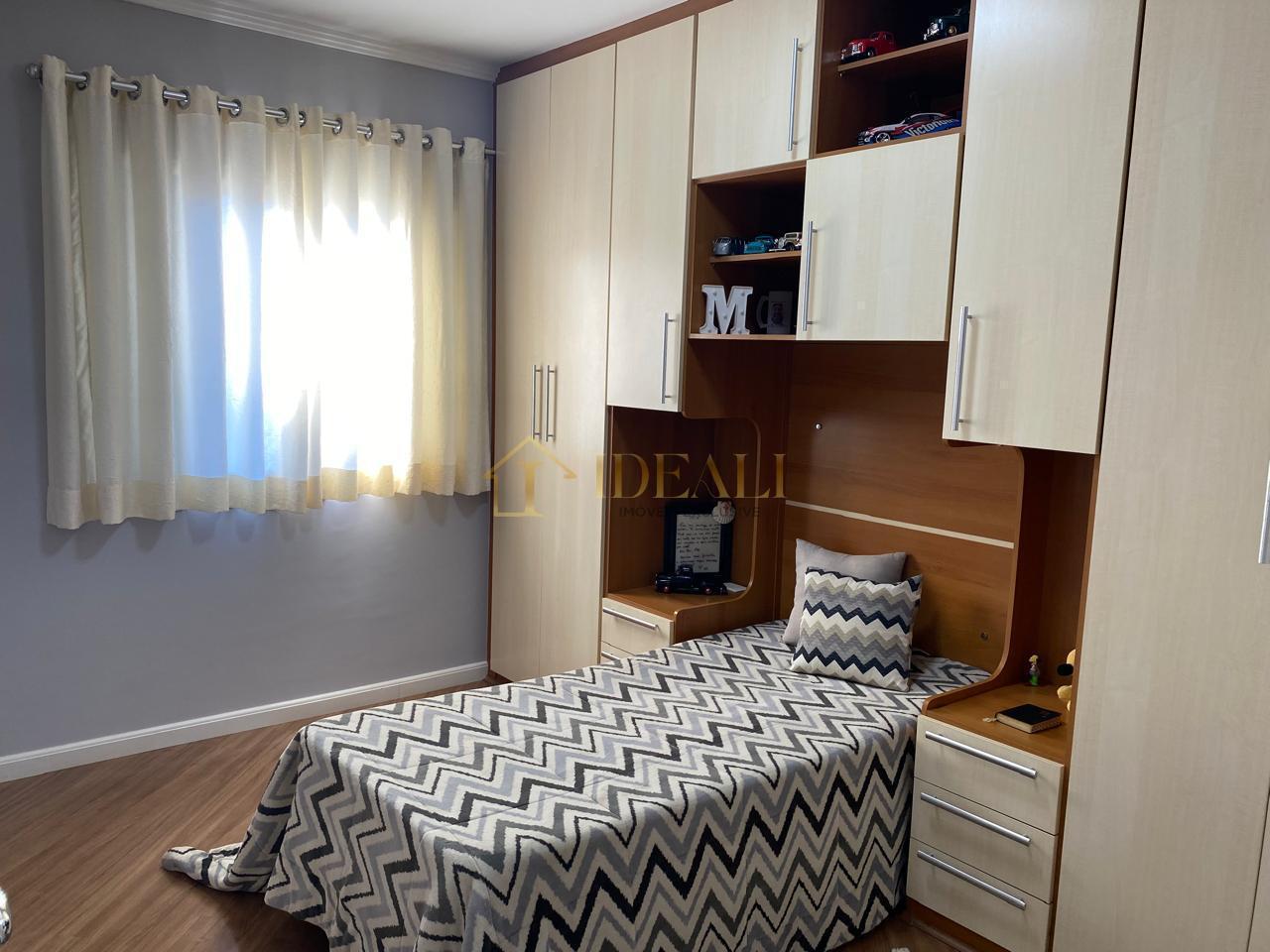 Impec&aacute;vel casa t&eacute;rrea em condom&iacute;nio, perto de tudo e da Lucas, vista p/ Pedra Grande  Atibaia - 