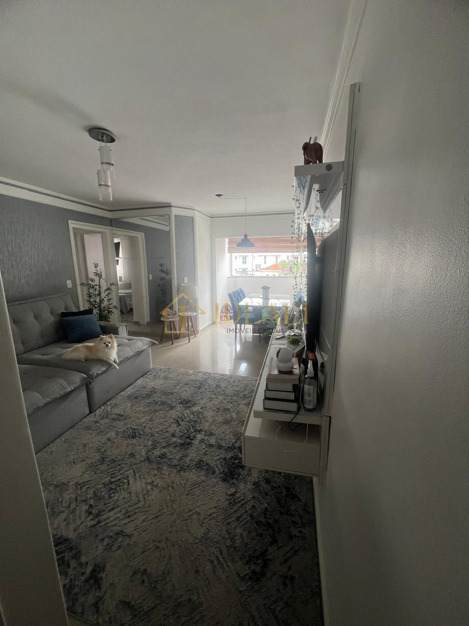 Casa ampla e arejada em bairro nobre, rua s/ sa&iacute;da, perto da Lucas, estuda permuta parcial  Atibaia - 