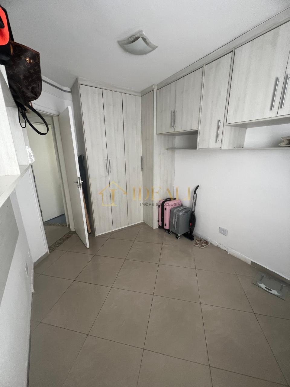 Casa ampla e arejada em bairro nobre, rua s/ sa&iacute;da, perto da Lucas, estuda permuta parcial  Atibaia - 