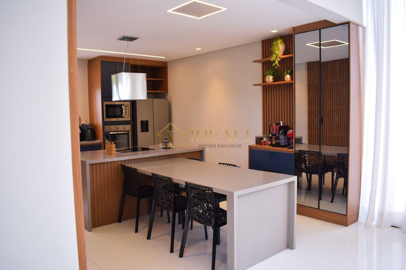 CASA EM CONDOMINIO FECHADO DE LUXO EM ATIBAIA  Atibaia - 