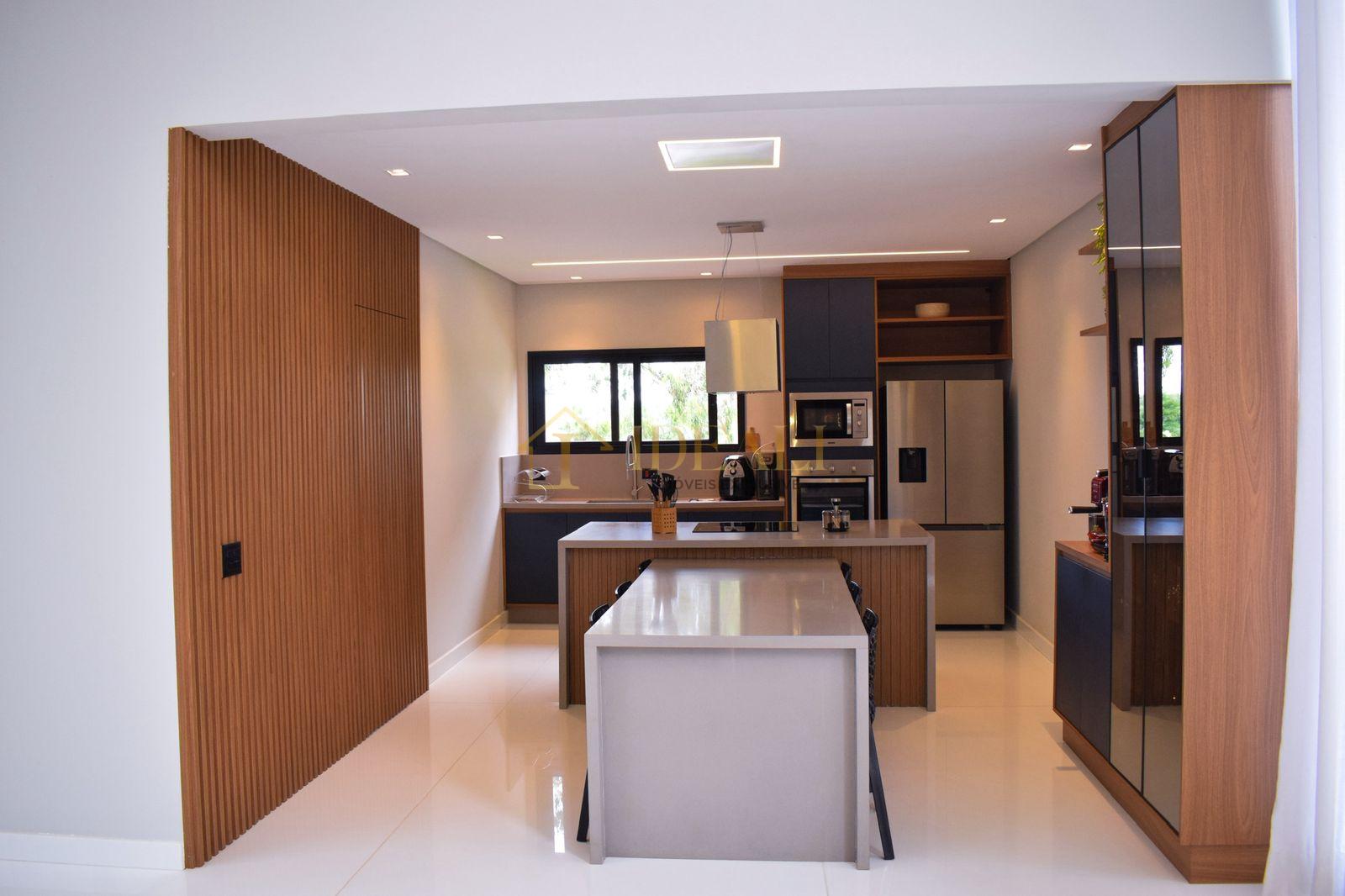 CASA EM CONDOMINIO FECHADO DE LUXO EM ATIBAIA  Atibaia - 