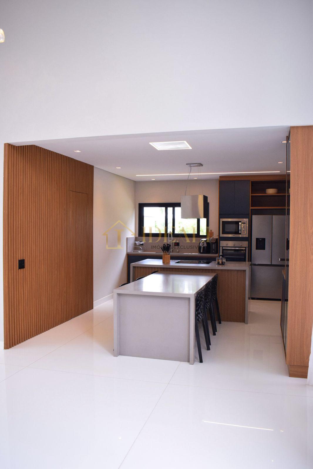 CASA EM CONDOMINIO FECHADO DE LUXO EM ATIBAIA  Atibaia - 