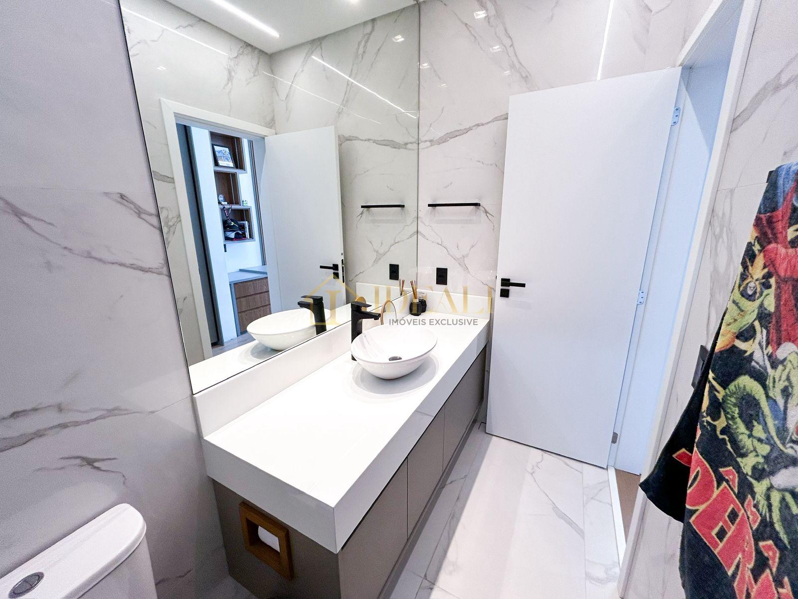 CASA EM CONDOMINIO FECHADO DE LUXO EM ATIBAIA  Atibaia - 