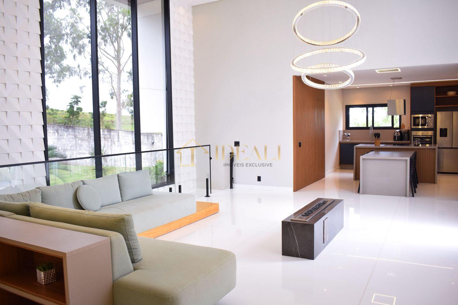 CASA EM CONDOMINIO FECHADO DE LUXO EM ATIBAIA  Atibaia - 