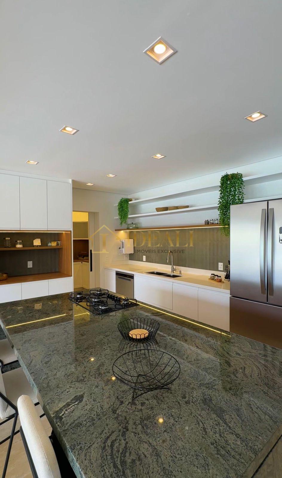 CASA TERR&Eacute;A DE ALTO PADRAO - CONDOMINIO PORTO DAS LARANJEIRAS PORTO Piracaia - 