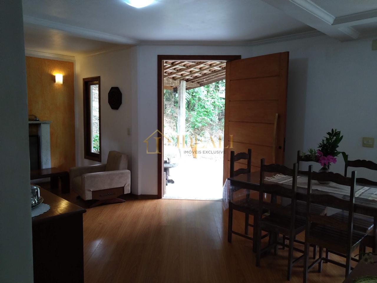 CASA NA SERRA DA CANTAREIRA ( ACEITA FINANCIAMENTO ) CONDOMINIO FECHADO RUA GRAVATA  Mairiporã - 