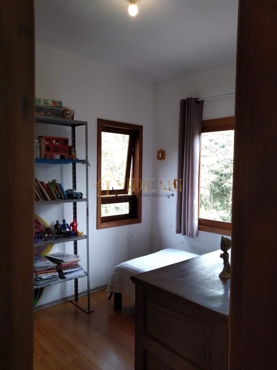 CASA NA SERRA DA CANTAREIRA ( ACEITA FINANCIAMENTO ) CONDOMINIO FECHADO RUA GRAVATA  Mairiporã - 