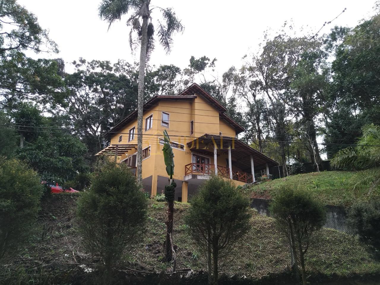 CASA NA SERRA DA CANTAREIRA ( ACEITA FINANCIAMENTO ) CONDOMINIO FECHADO RUA GRAVATA  Mairiporã - 
