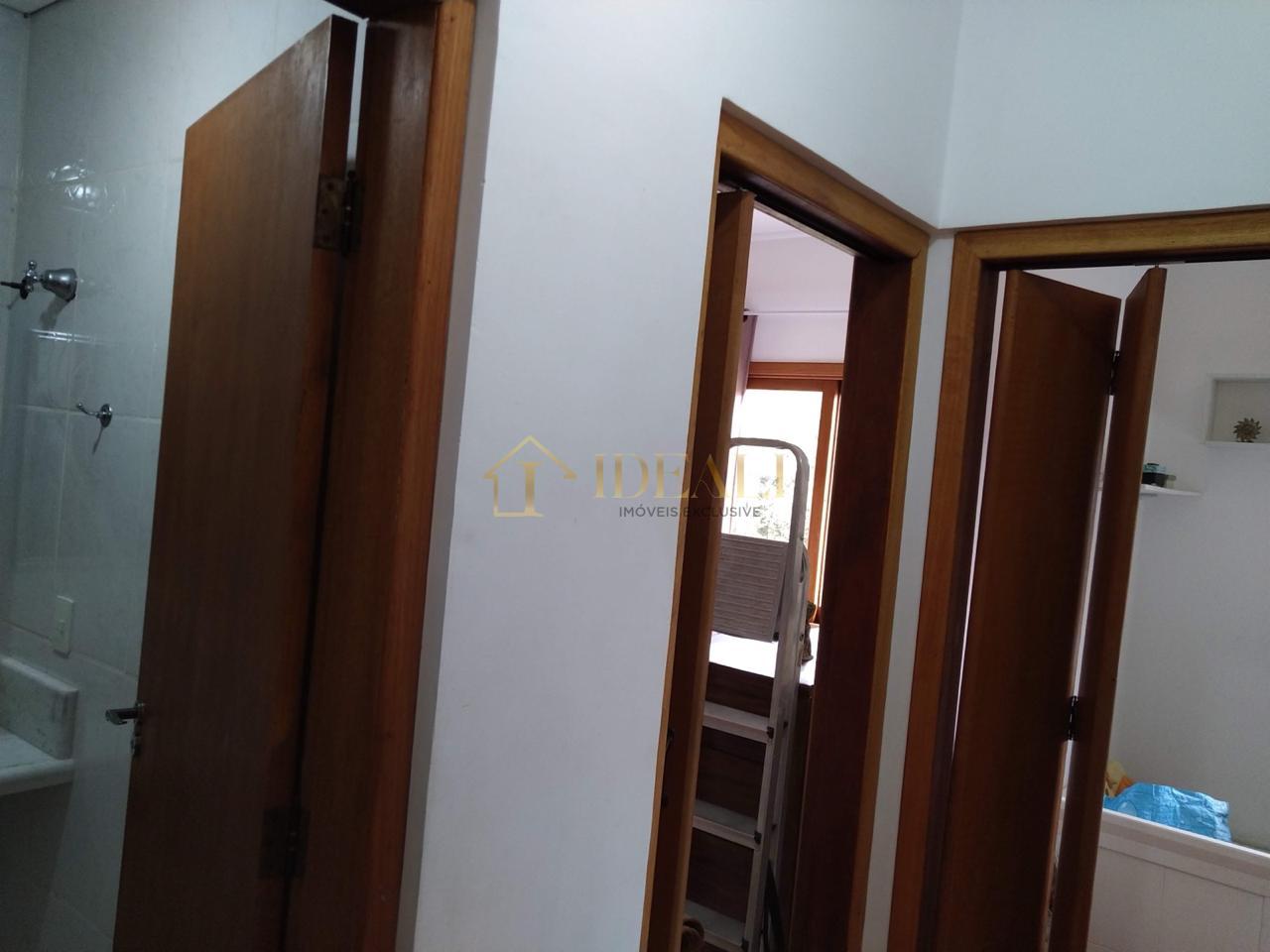 CASA NA SERRA DA CANTAREIRA ( ACEITA FINANCIAMENTO ) CONDOMINIO FECHADO RUA GRAVATA  Mairiporã - 