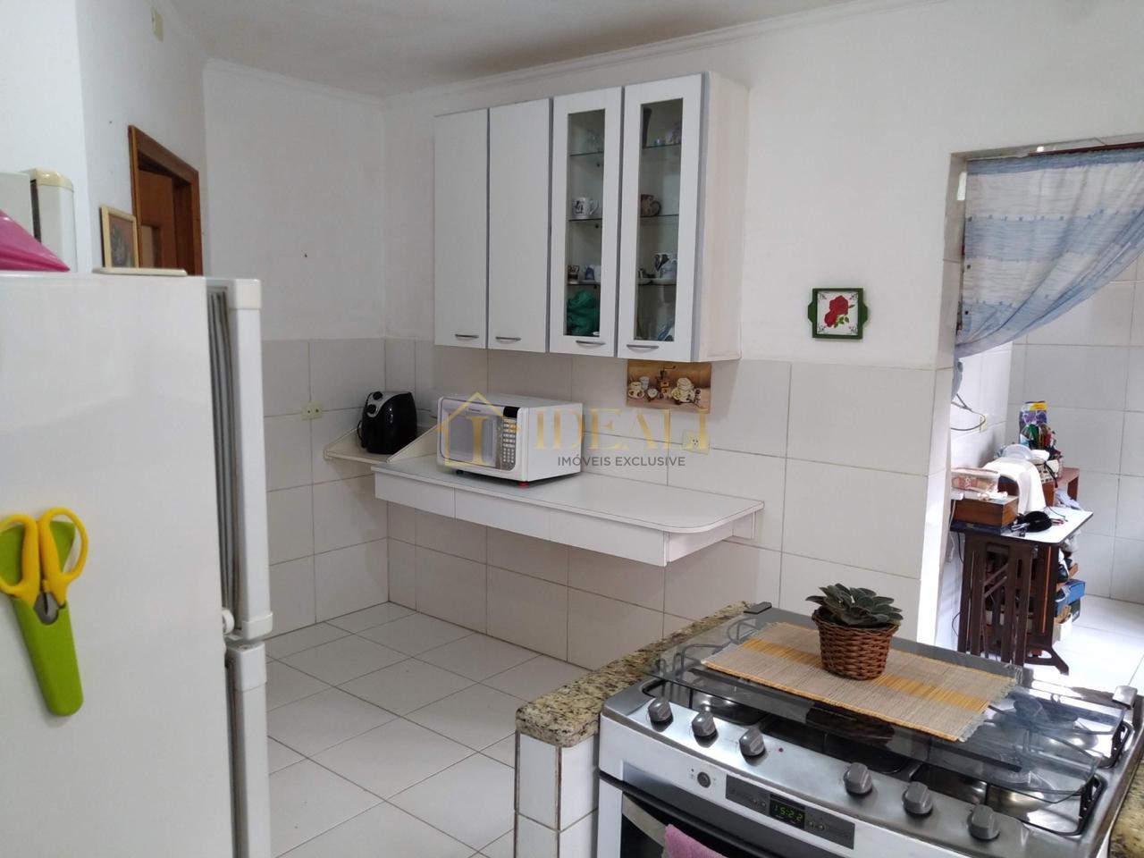 CASA NA SERRA DA CANTAREIRA ( ACEITA FINANCIAMENTO ) CONDOMINIO FECHADO RUA GRAVATA  Mairiporã - 