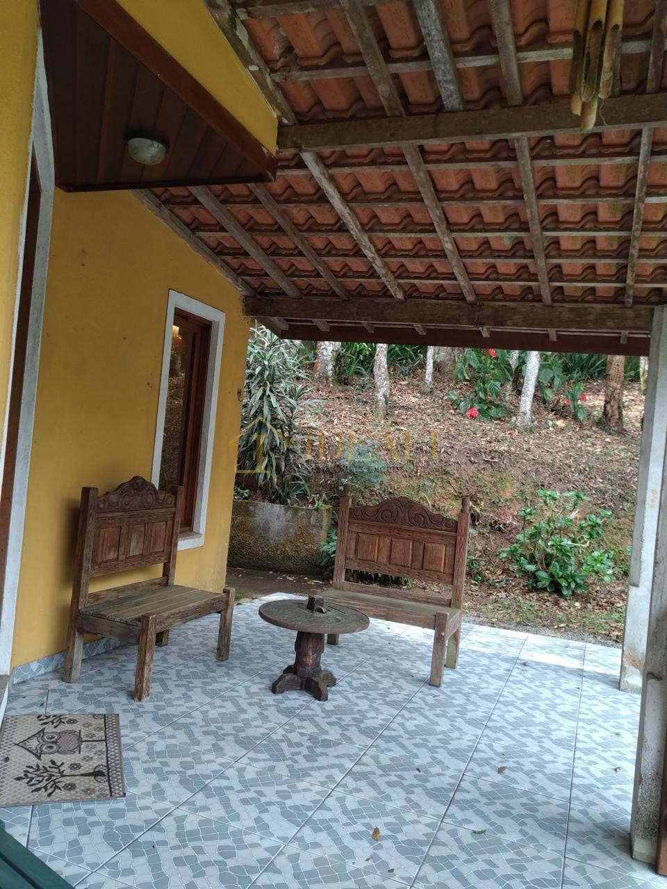 CASA NA SERRA DA CANTAREIRA ( ACEITA FINANCIAMENTO ) CONDOMINIO FECHADO RUA GRAVATA  Mairiporã - 