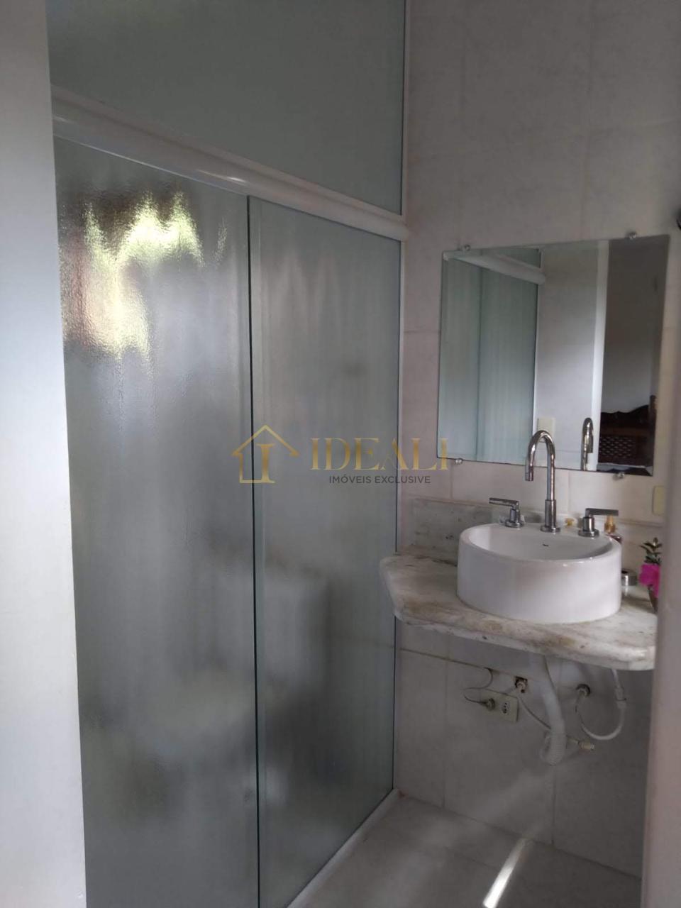 CASA NA SERRA DA CANTAREIRA ( ACEITA FINANCIAMENTO ) CONDOMINIO FECHADO RUA GRAVATA  Mairiporã - 