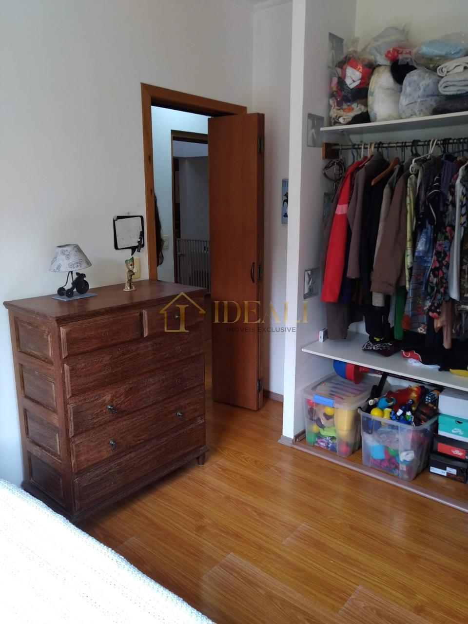 CASA NA SERRA DA CANTAREIRA ( ACEITA FINANCIAMENTO ) CONDOMINIO FECHADO RUA GRAVATA  Mairiporã - 