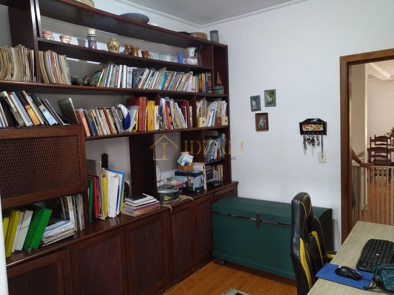 CASA NA SERRA DA CANTAREIRA ( ACEITA FINANCIAMENTO ) CONDOMINIO FECHADO RUA GRAVATA  Mairiporã - 