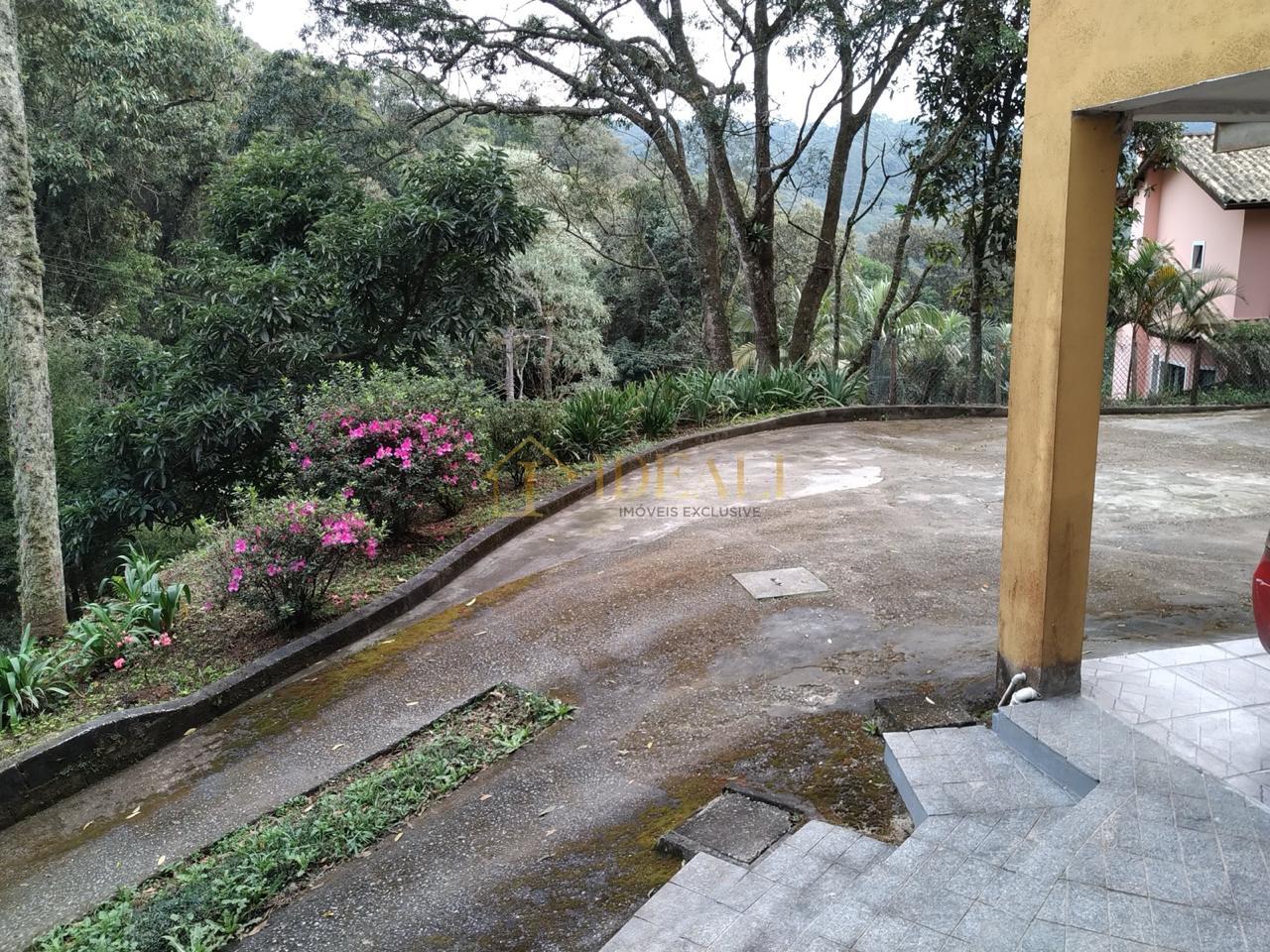 CASA NA SERRA DA CANTAREIRA ( ACEITA FINANCIAMENTO ) CONDOMINIO FECHADO RUA GRAVATA  Mairiporã - 